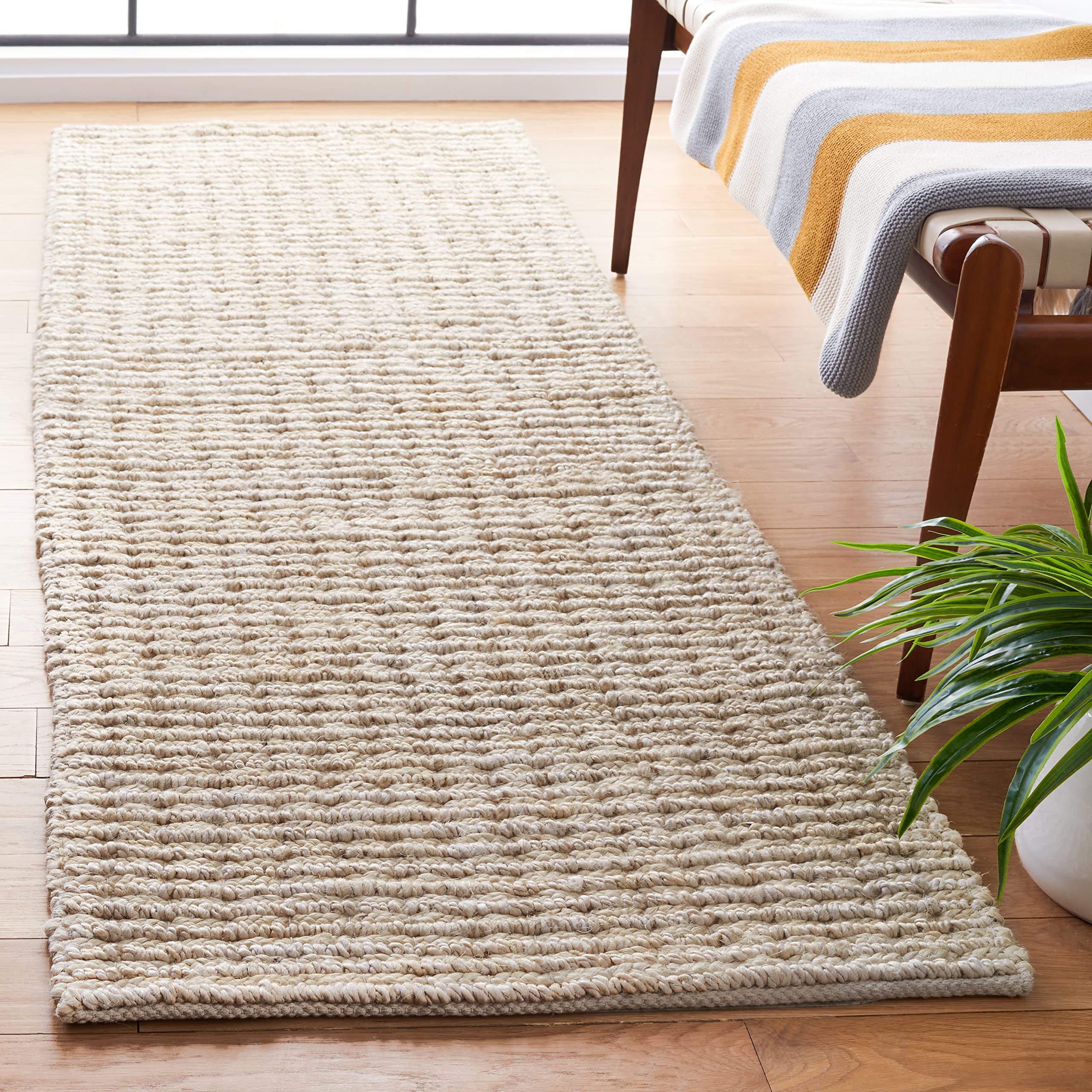 SAFAVIEH Handmade Natural Jute Runner Rug 2'6