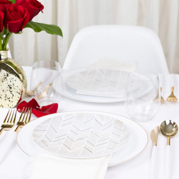 Elegant Black and Gold Round Chevron Plastic Plates - Organic Chevron Design for Parties, Weddings, and Special Events