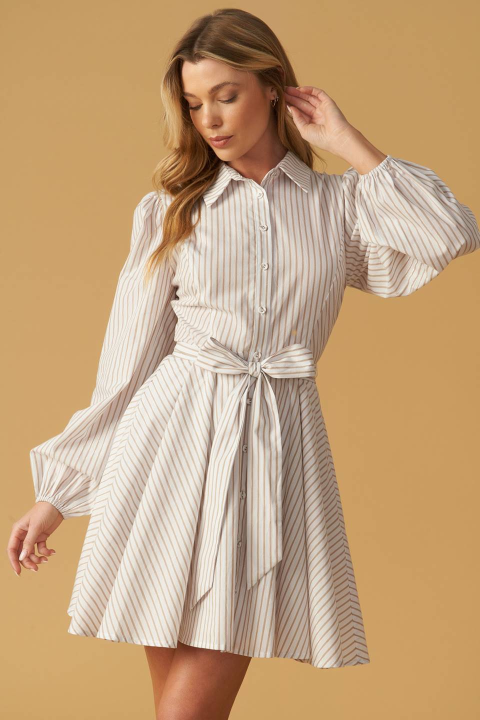 Stylish Woven Mini Dress for Women - Fashionable Summer Outfit for Beach, Party & Date Night