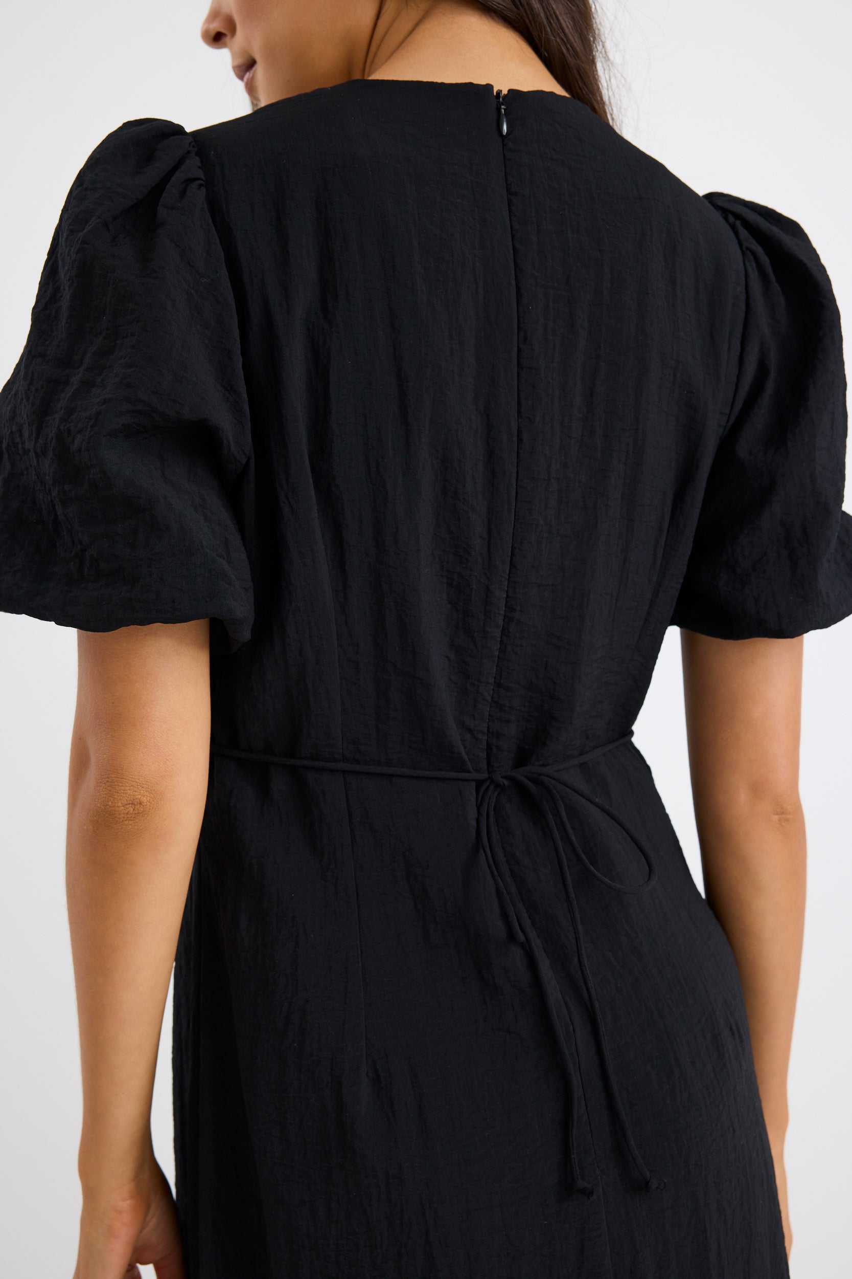 Elder Black Short Puff Sleeve Tie Midi Dress for Women - Elegant Party & Cocktail Attire - Perfect for Weddings, Date Nights & Special Occasions