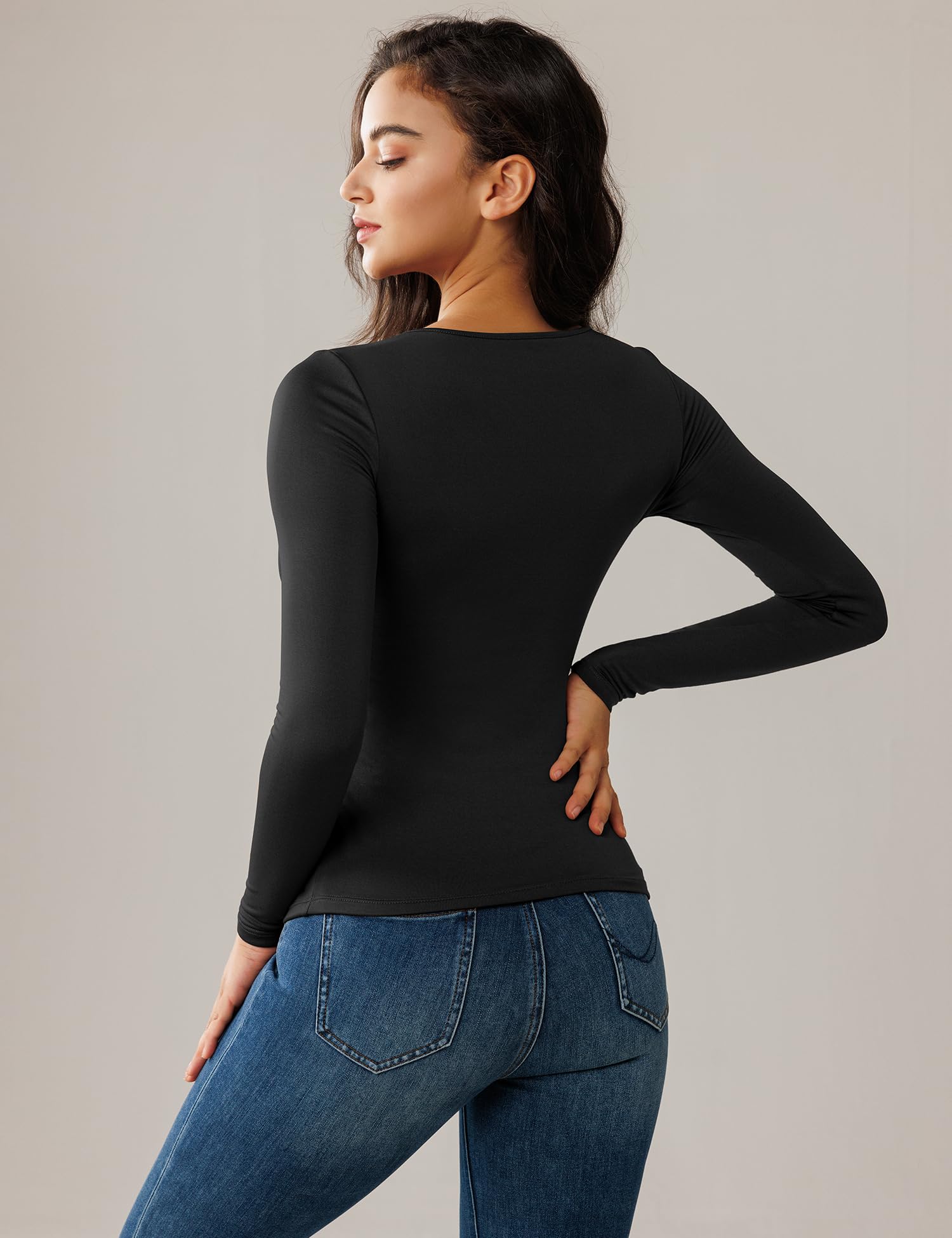 QOMEWA Women's Thermal Long Sleeve Shirts - Fleece Lined Crew Neck Slim Fit Base Layer for Cold Weather - Perfect for Winter Hiking, Skiing, and Outdoor Activities