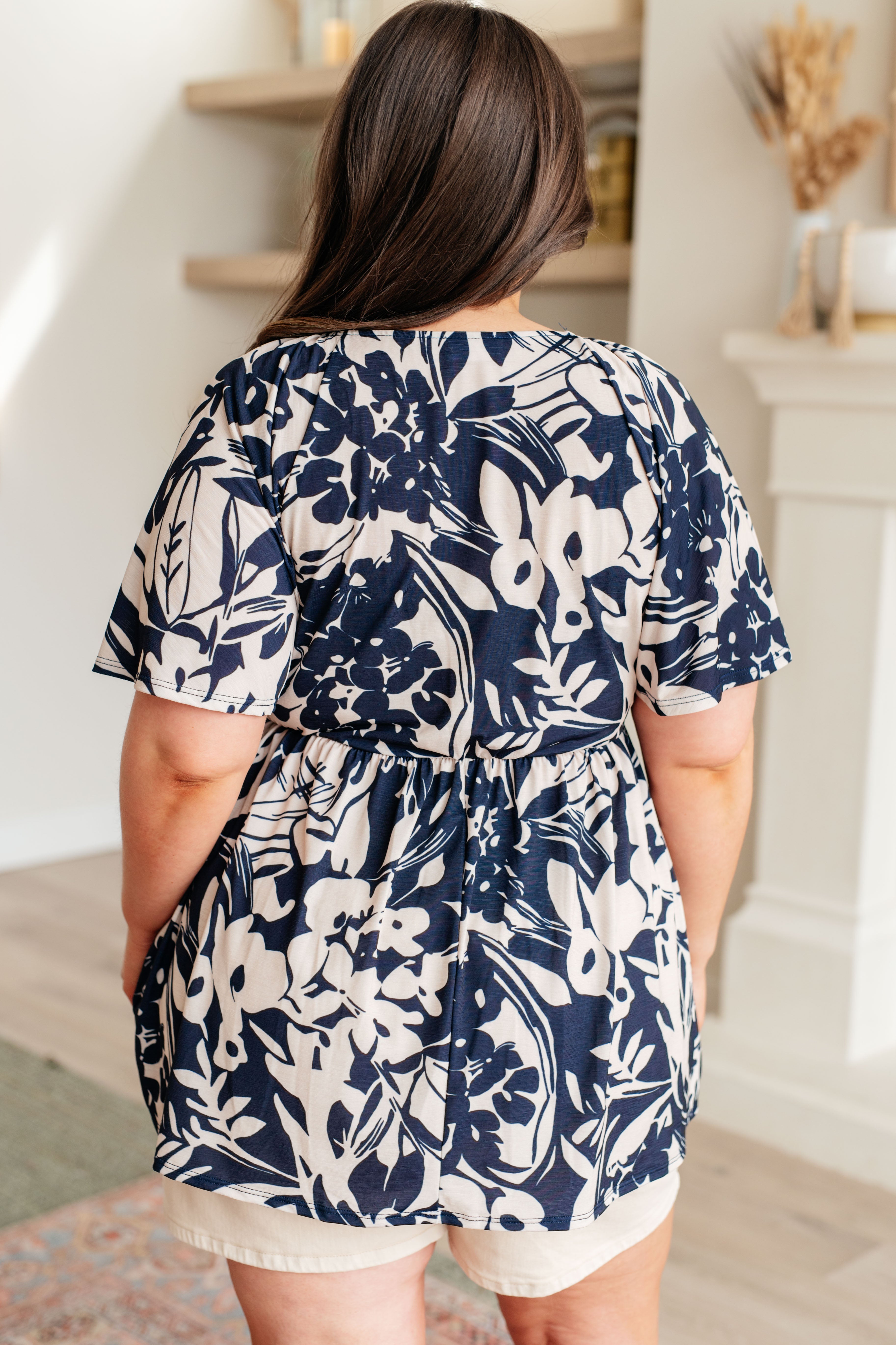 Floral Print V-Neck Blouse for Women - Elegant Contrast Design for Casual Wear, Office, and Date Nights