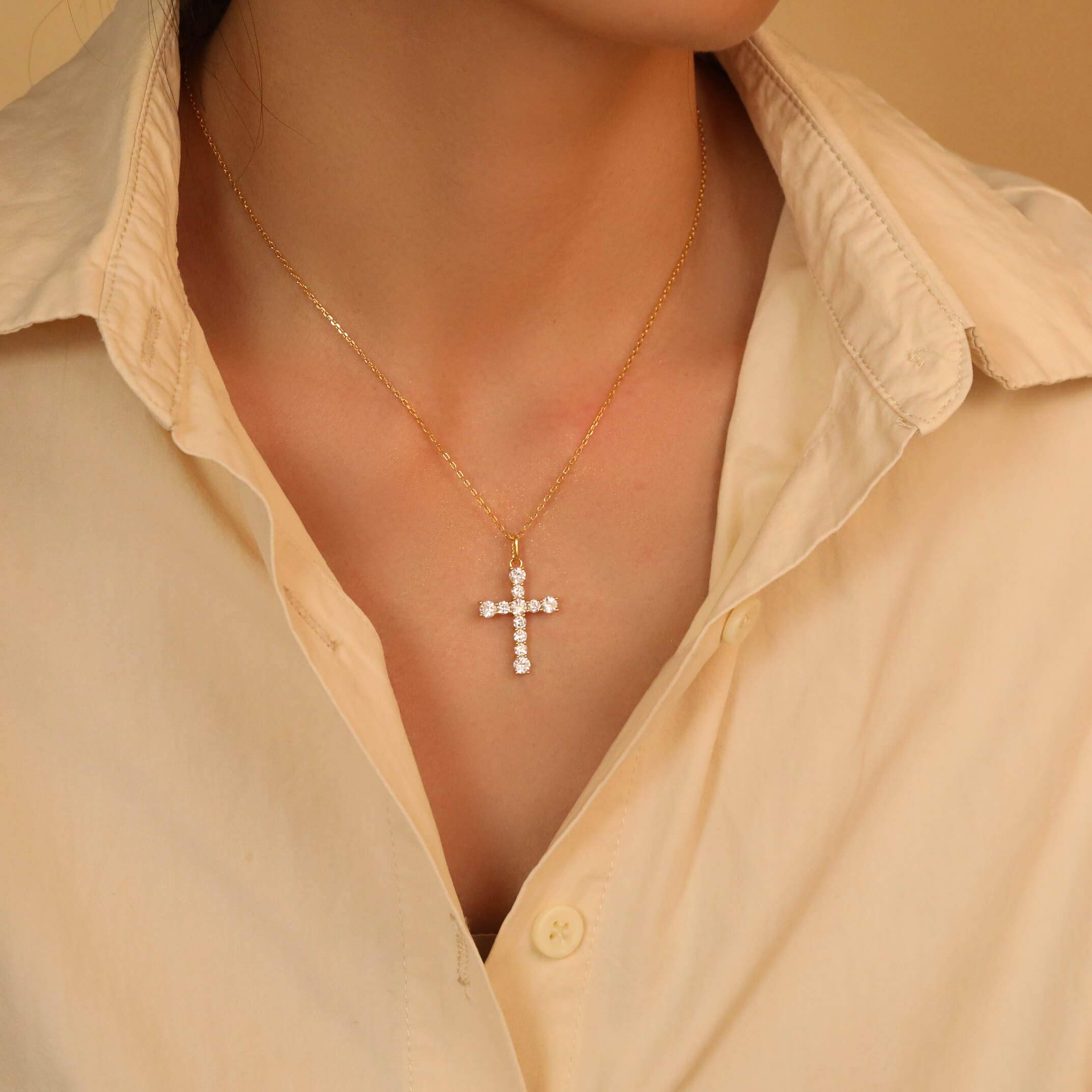 S.Leaf Women's Gold Diamond Cross Necklace - Sterling Silver Cross Pendant for Birthday & Anniversary Gifts - Perfect for Church, Weddings & Everyday Elegance