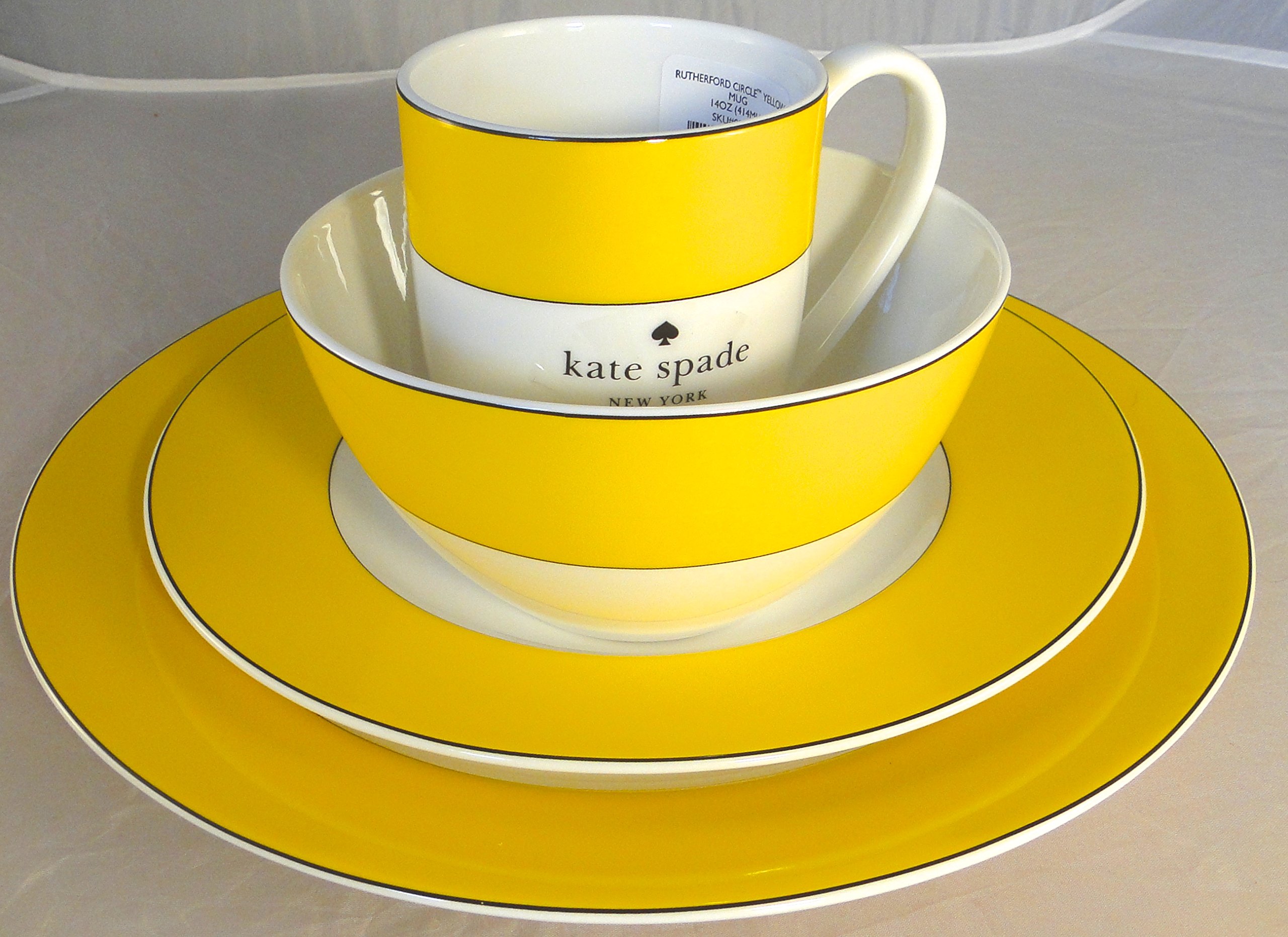 Kate Spade Lenox Rutherford Circle 4-Piece Dinnerware Set - Yellow Pattern Plates, Bowl & Tea/Coffee Cups | Elegant Table Setting for Dining, Entertaining & Gifts