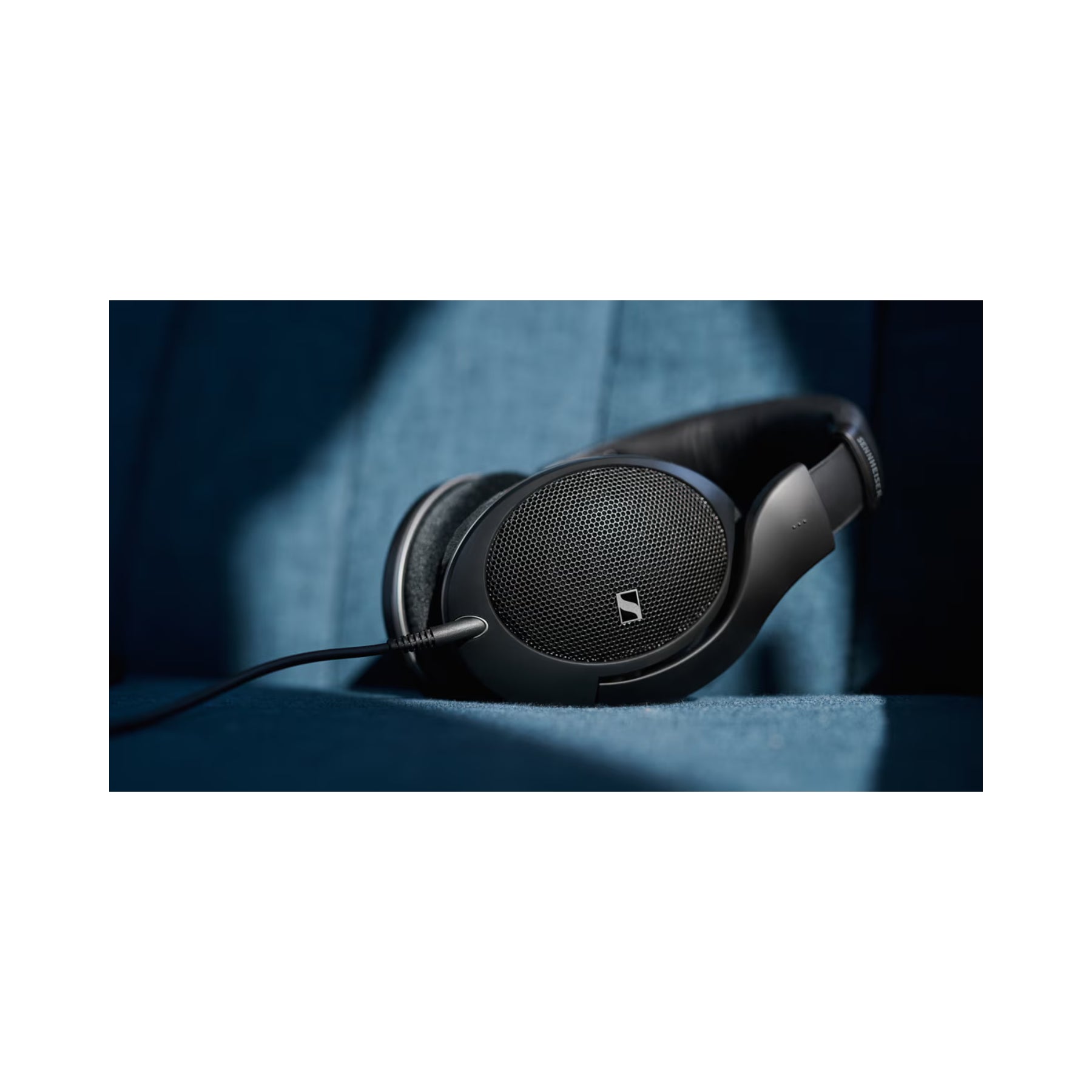 Sennheiser HD 550 Hi-Fi Over-Ear Headphones with Noise Isolation - Premium Sound for Music, Gaming & Studio Recording
