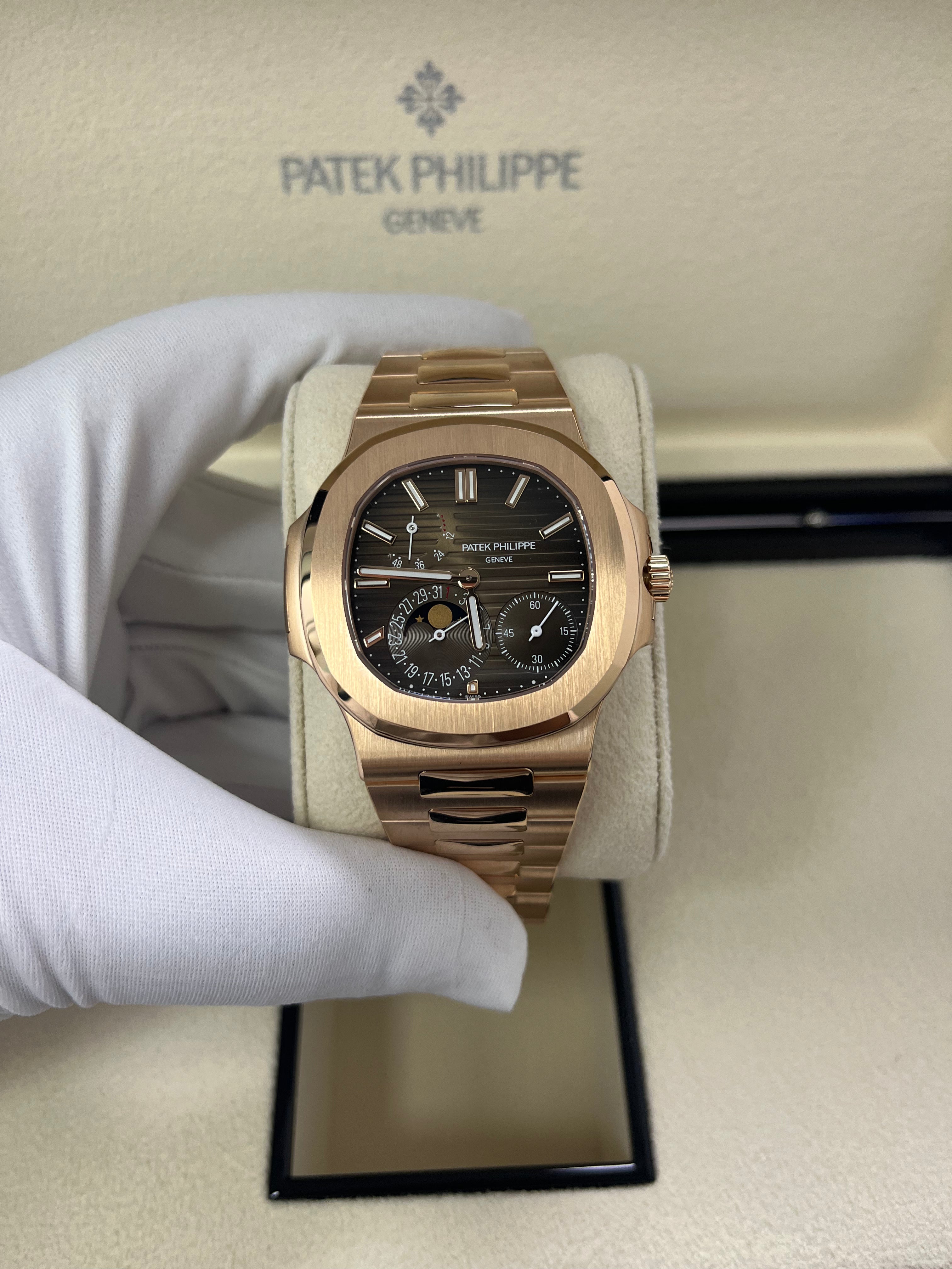 Patek Philippe Nautilus 5712/1R-001 Moon Phase Watch - 40mm Rose Gold Case with Brown Black Dial - Luxury Swiss Automatic Watch for Men - Perfect for Business, Gala Events & Collectors