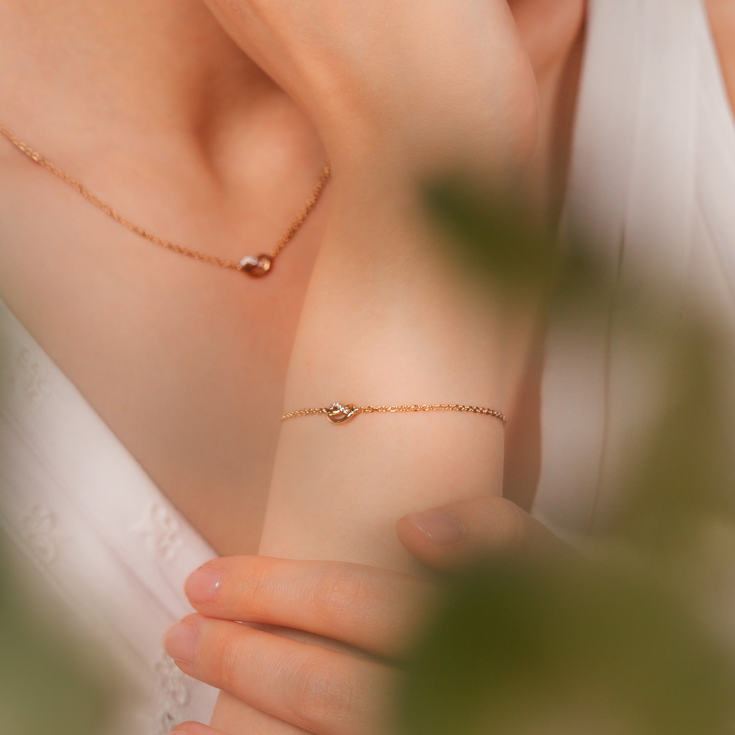 Gold Joice Bracelet for Women - Elegant 18K Gold Plated Adjustable Bangle - Perfect for Gifts, Parties & Everyday Wear