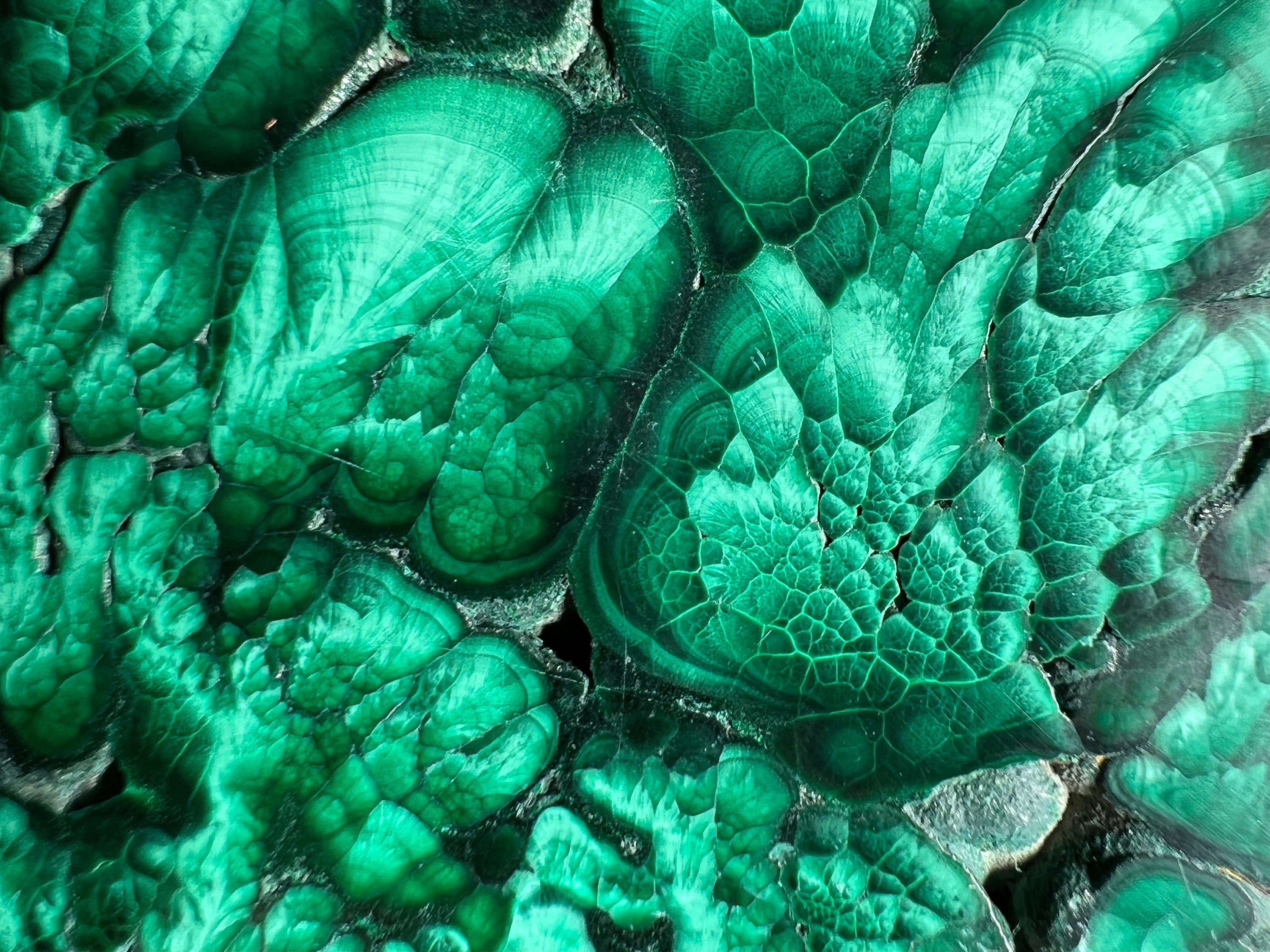 Premium MALACHITE Crystal Slab - Natural Green Malachite Stone for Jewelry Making, Unique Spiritual Gift, Home & Office Decor (50407) - Perfect for Meditation, Healing Crystals Collection & Feng Shui Decorations