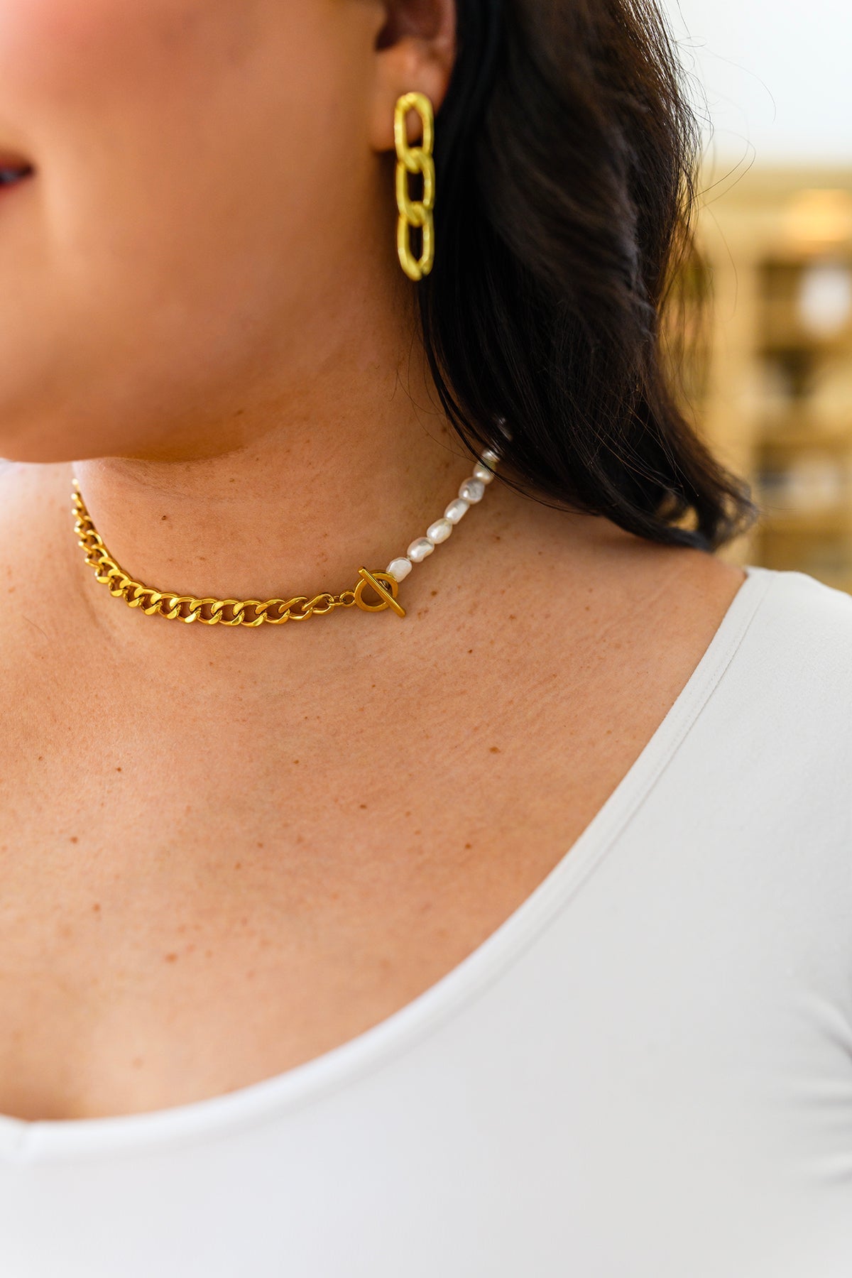 Elegant Pearl Moments Necklace for Women - Timeless & Classic Jewelry Gift for Her | Perfect for Weddings, Anniversaries & Special Occasions