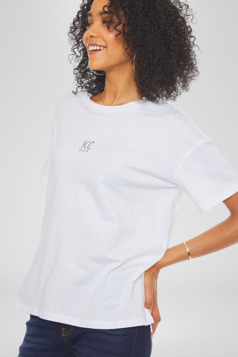 Stylish Damien Boyfriend Shirt for Women - Trendy Oversized Button Down Blouse - Perfect for Casual Outings, Office Wear & Date Nights