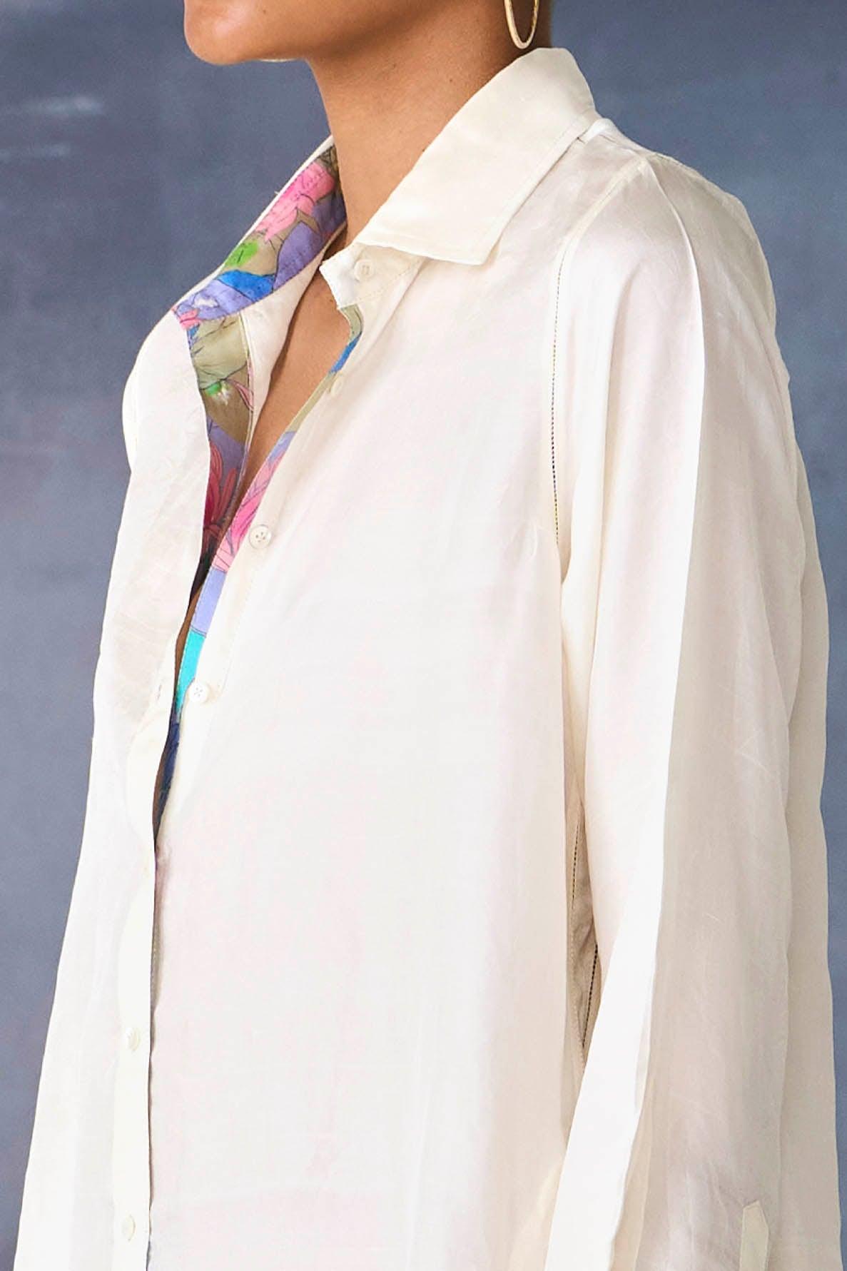 Premium Oversized Silk Shirt for Women - Soft & Luxurious White Blouse - Perfect for Casual Wear, Office Outfits & Evening Events