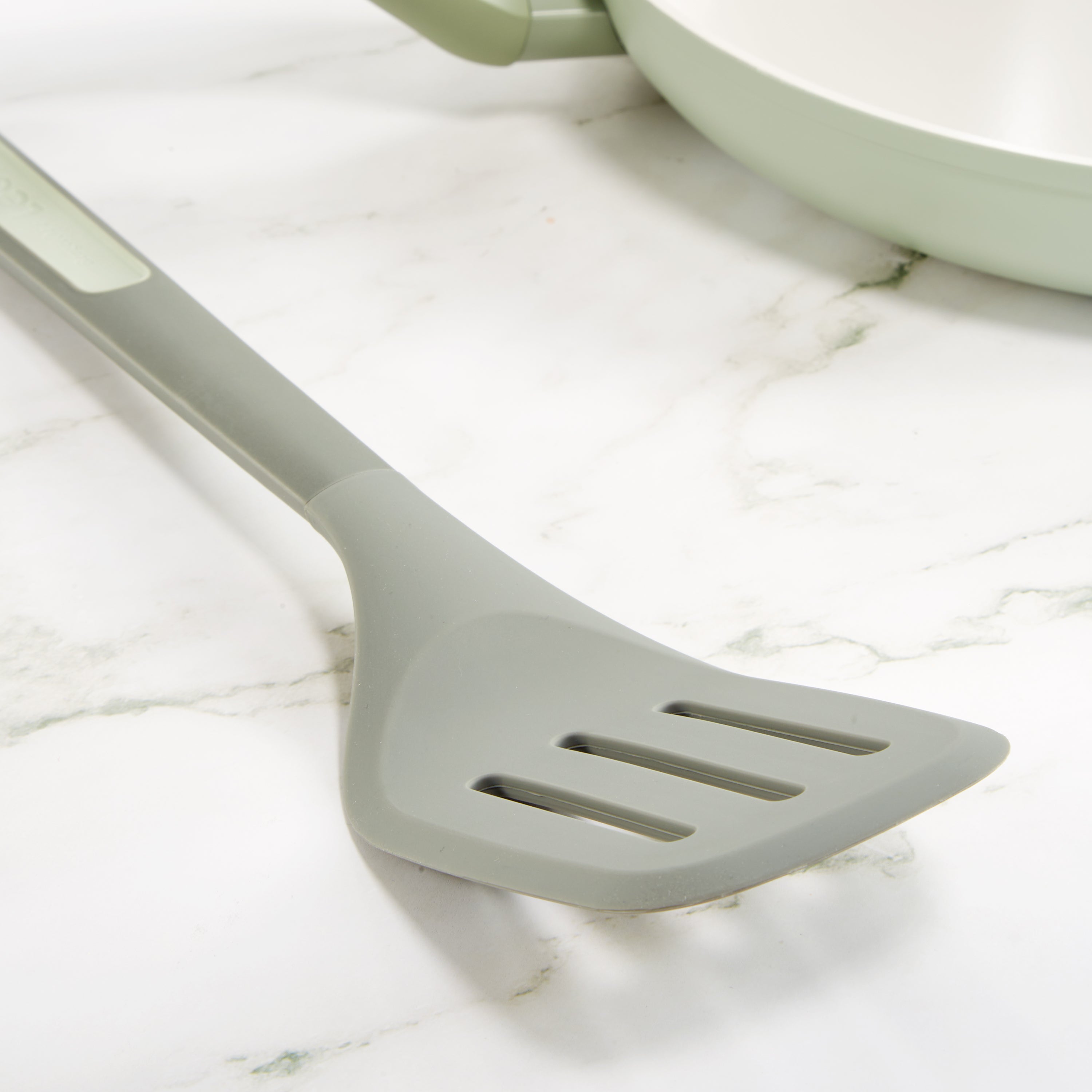 BergHOFF Balance 3-Piece Nonstick Silicone Kitchen Utensil Set - Spatula, Spoon & Tongs for Cooking, Baking & Serving - Heat Resistant & BPA Free