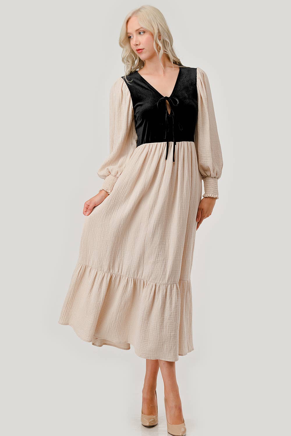 Color Block Tiered Midi Dress Wd61556 Oatmeal Black S - Stylish Flowy Summer Dress for Women, Perfect for Beach Vacations, Date Nights & Casual Outings