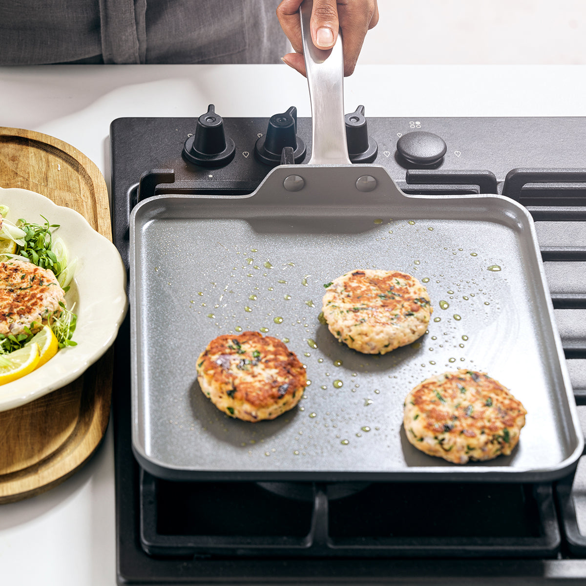 Chatham Ceramic Nonstick 11-Inch Square Griddle Pan - Perfect for Pancakes, Eggs & Grilled Cheese Sandwiches