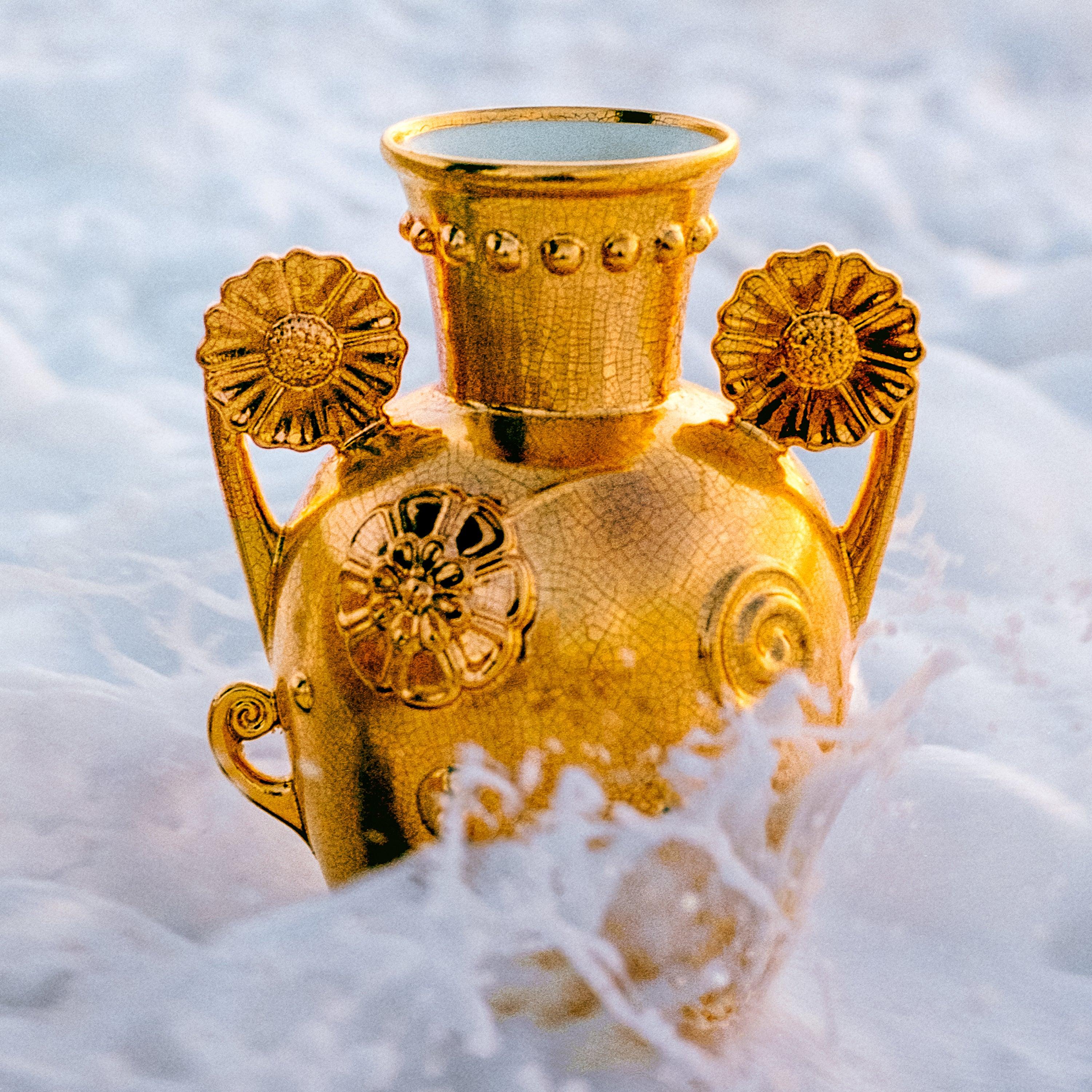 Exclusive Pantheon Persephone Gold Amphora Vase - Perfect for Greek Mythology Decor, Wedding Centerpieces & Luxury Home Accents
