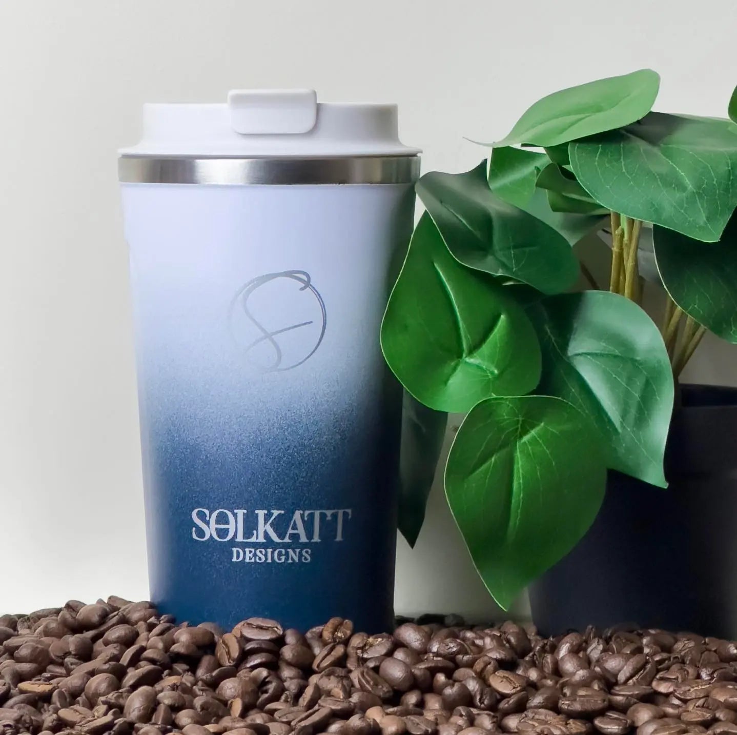 Royal Blue Insulated Travel Coffee Cup - 500ml Stainless Steel Vacuum Flask - Keeps Drinks Hot/Cold for Hours - Perfect for Commuting, Camping & Office Use