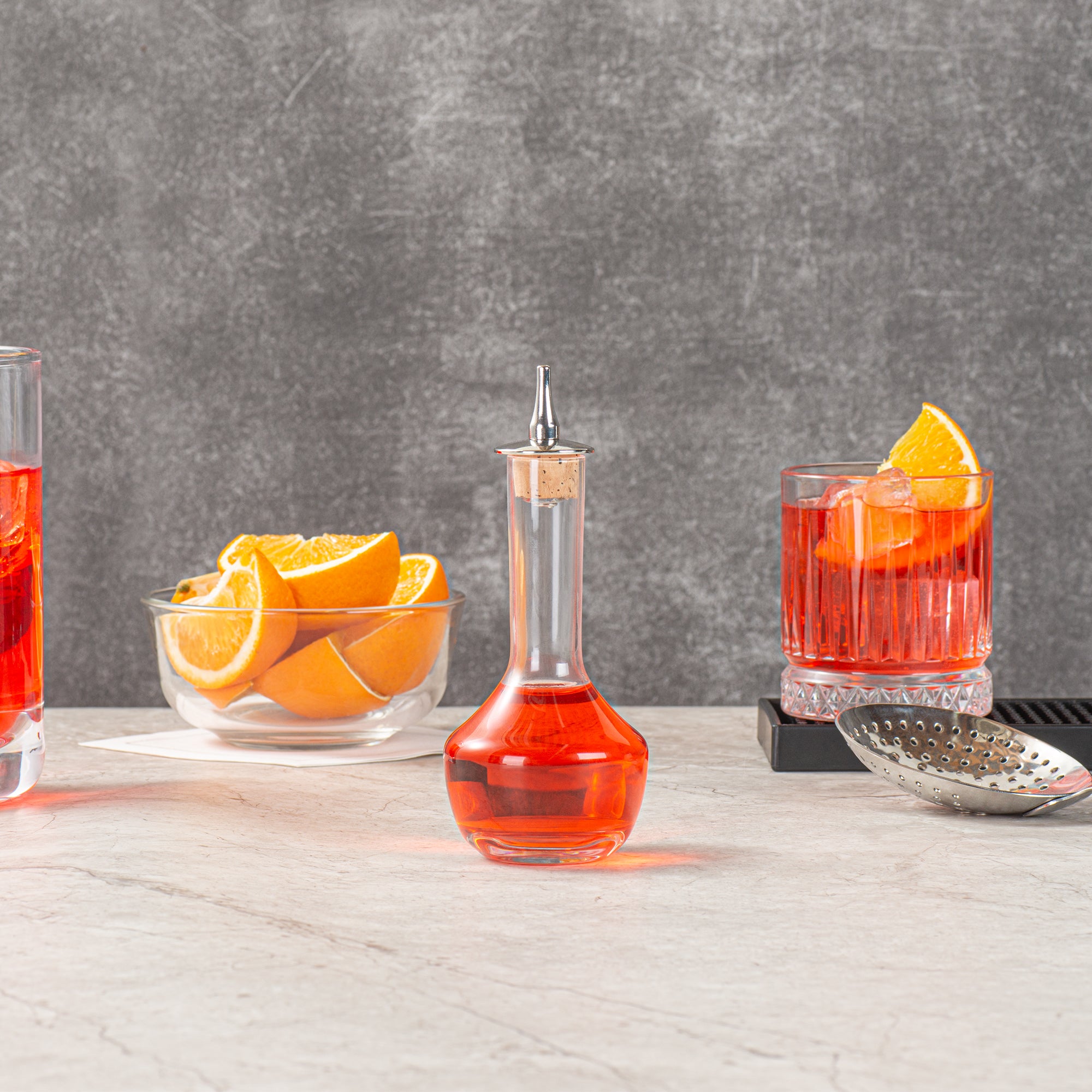 Premium 4 oz Glass Bitters Bottle with Silver Dasher - Modern Bar Accessory for Cocktails & Mixology - 5.75