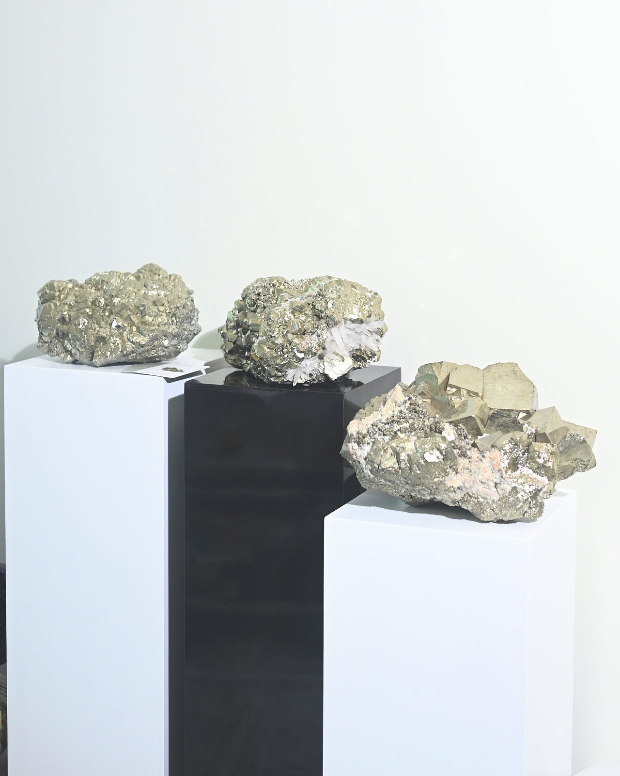 44lb Natural Pyrite Cluster - Large Raw Pyrite Specimen for Mineral Collectors & Home Decor | Perfect for Display, Healing Crystals & Feng Shui Decorations