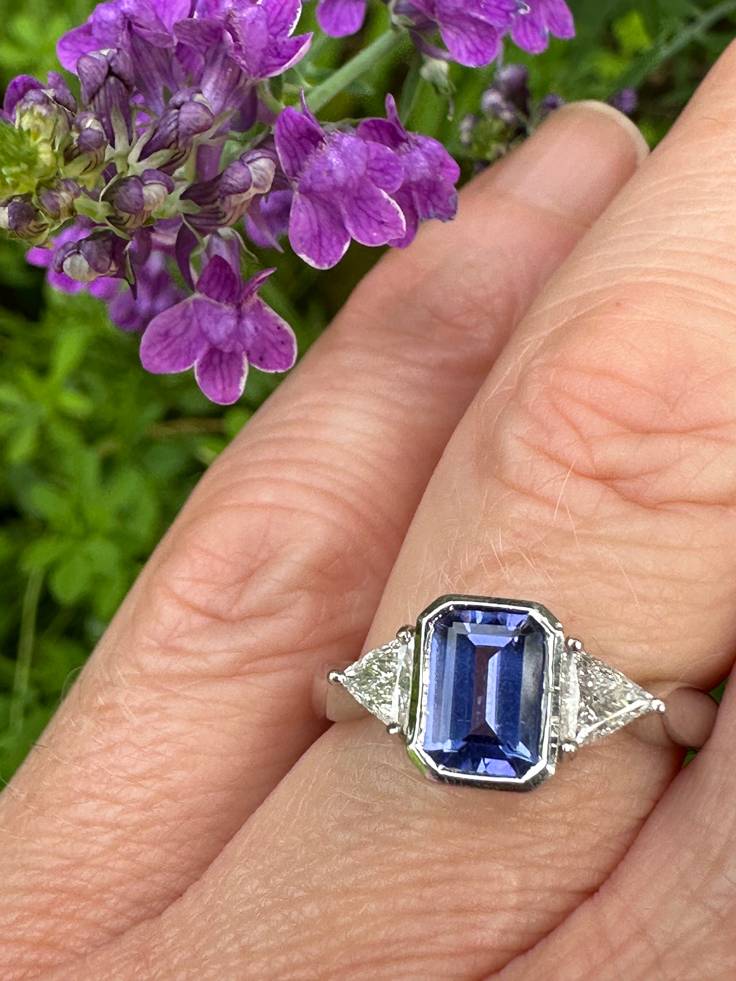 Exquisite White Gold Tanzanite & Diamond Trilogy Ring for Women | Elegant Engagement, Wedding, or Anniversary Jewelry Gift