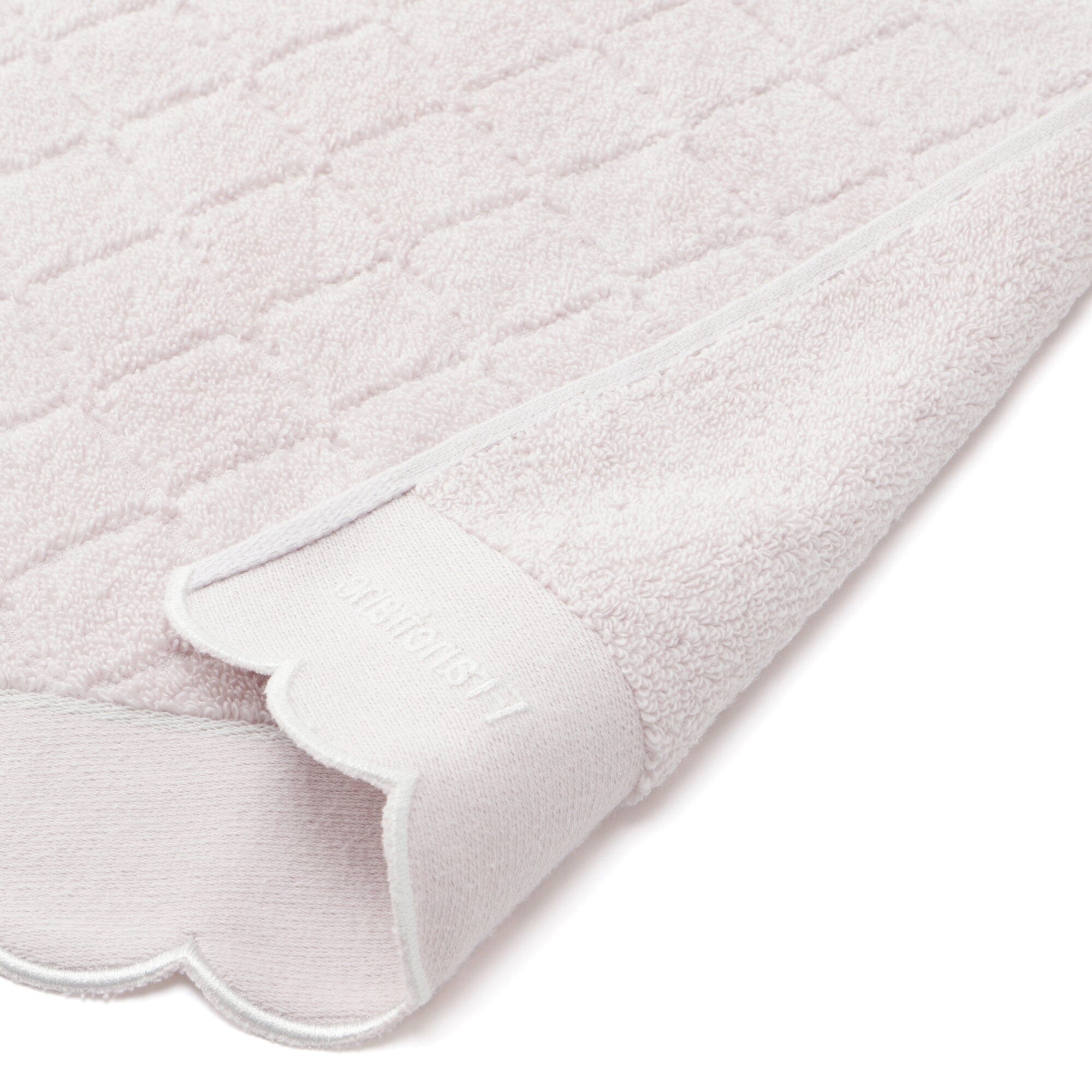 Antibacterial & Deodorizing Scallop Edge Face Towel - Soft & Absorbent Pink Bath Towel for Skincare, Travel & Gym Use
