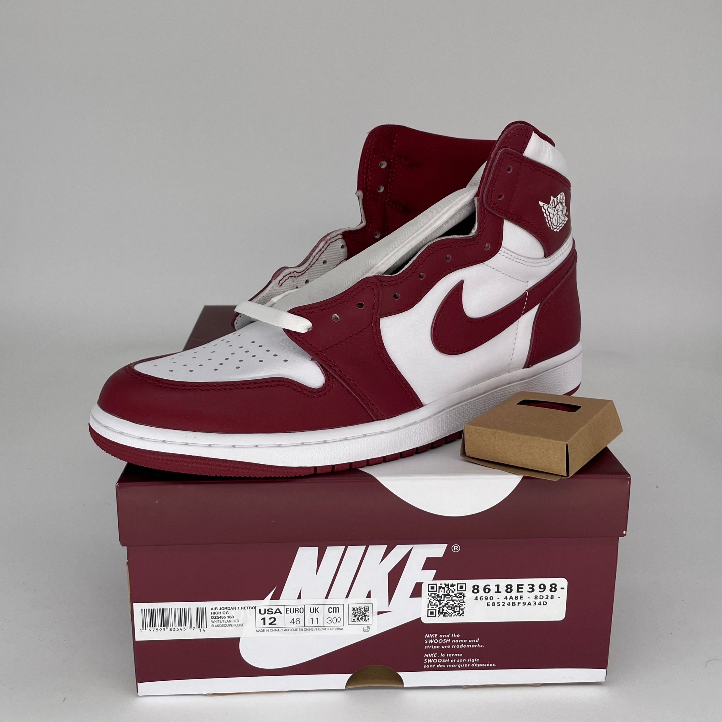 Authentic Air Jordan 1 Retro High OG 