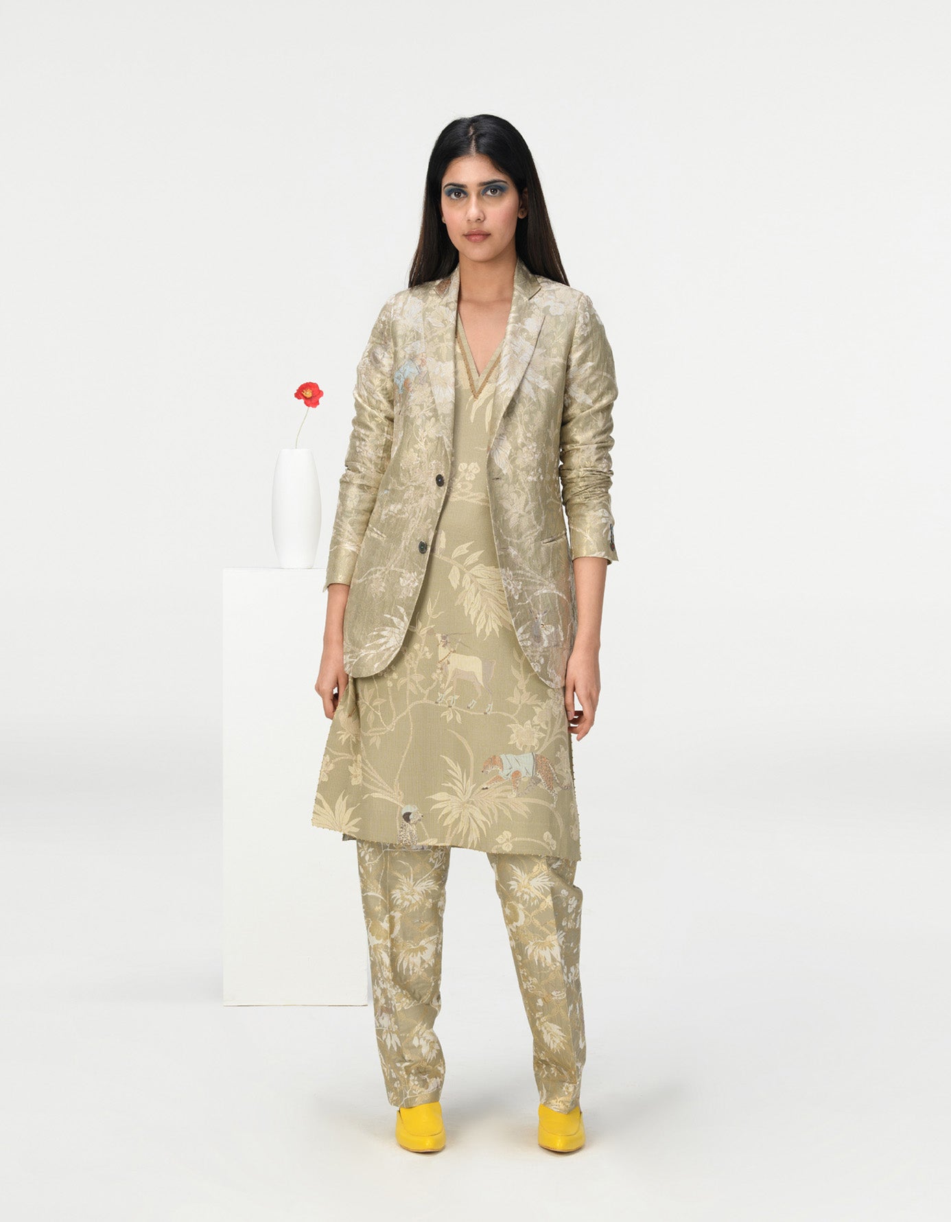 Elegant Rana Blazer in Silk Brocade - Oyster Grey | Women's Formal Wear for Office, Parties & Special Occasions