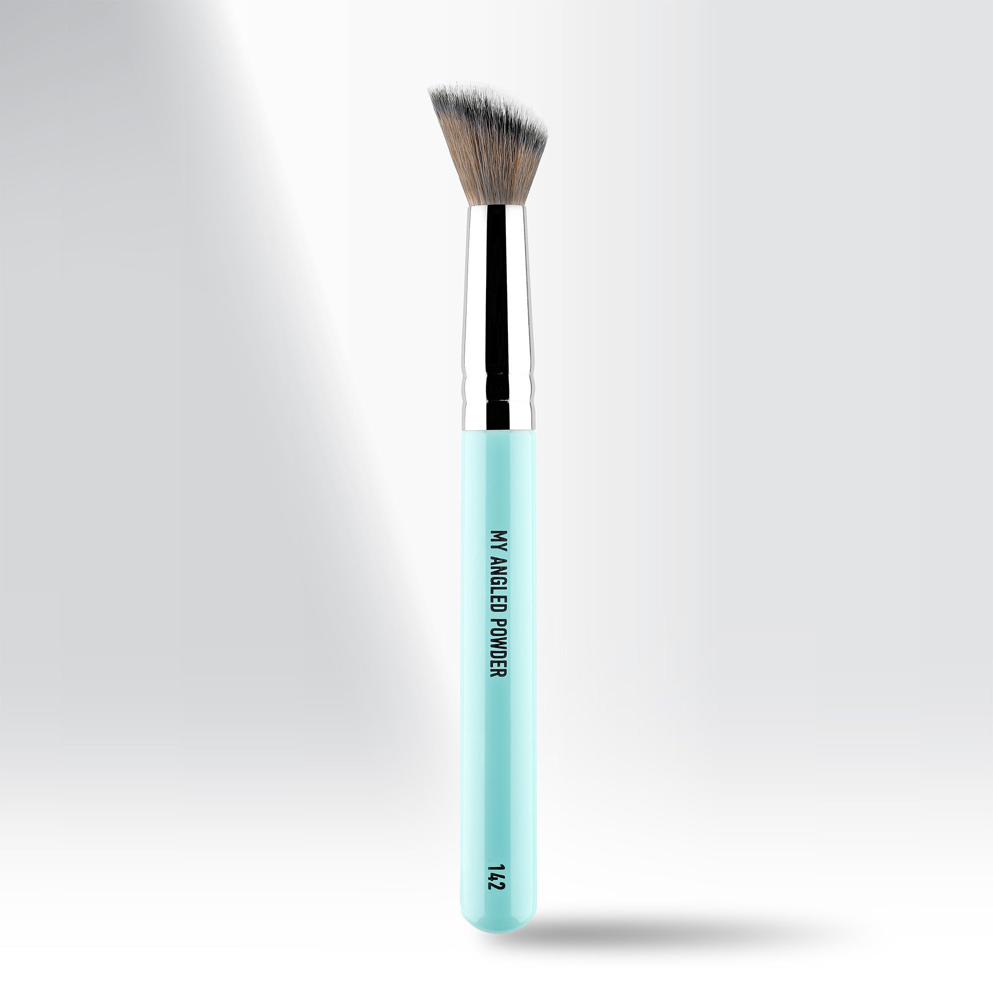 142 MY ANGLED POWDER - Premium Angled Makeup Brush for Flawless Contouring & Highlighting | Perfect for Professional Makeup Artists & Beauty Enthusiasts | Ideal for Everyday Use, Special Occasions & Photo Shoots