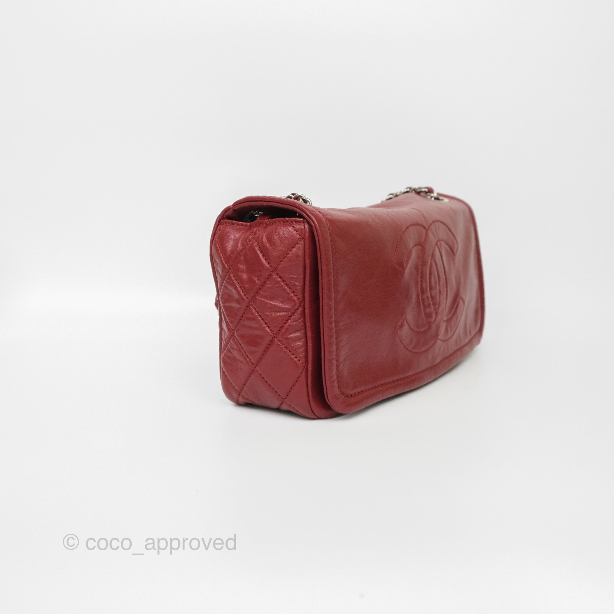 Chanel CC Flap Shoulder Bag in Dark Red Crumpled Leather with Silver Hardware - Luxury Crossbody Bag for Women, Perfect for Date Night & Evening Events