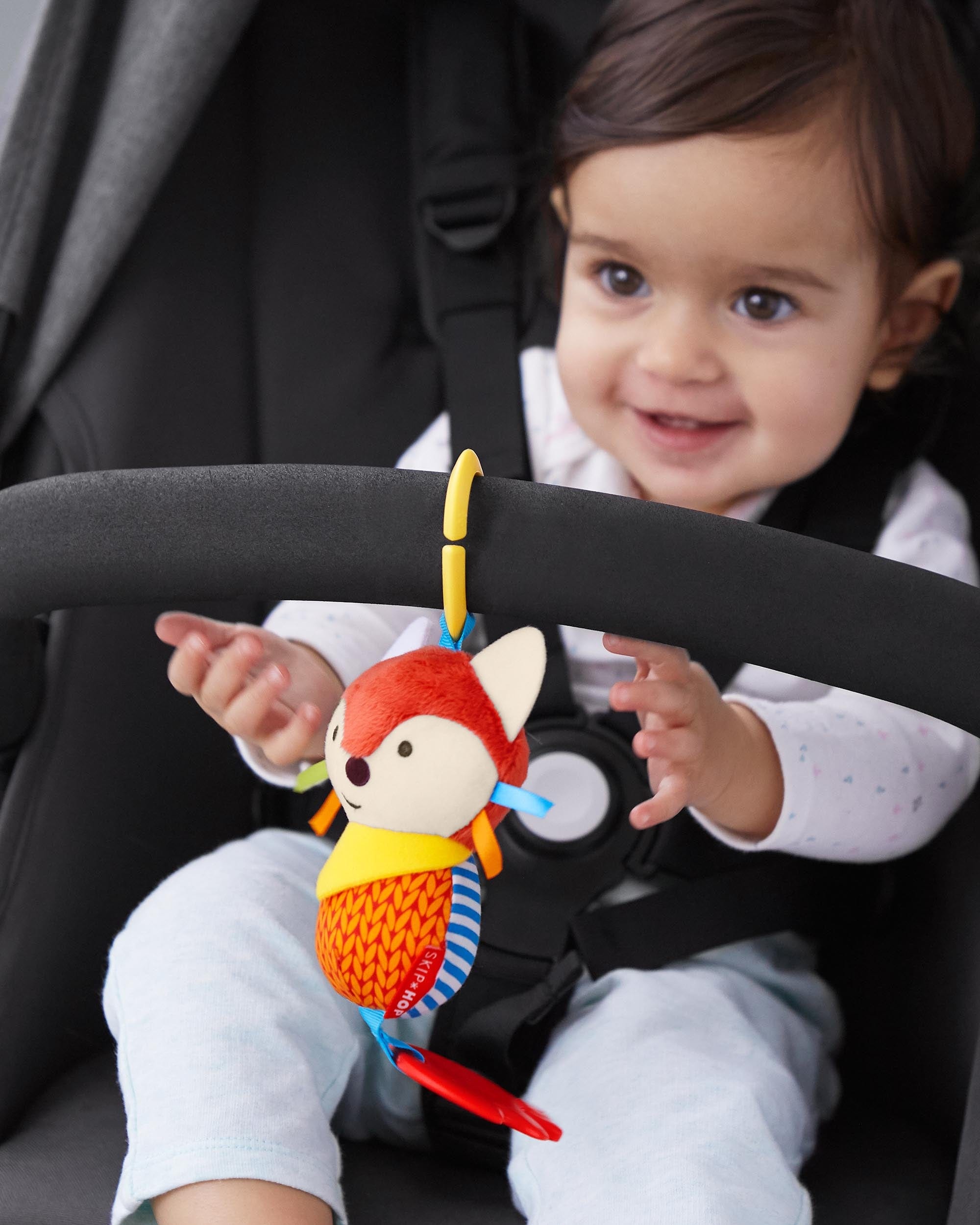 Skip Hop Bandana Buddies Chime Buddies - Soft Baby Teething Toy with Rattle & Textured Chewers - Perfect for Soothing Sore Gums & Sensory Play