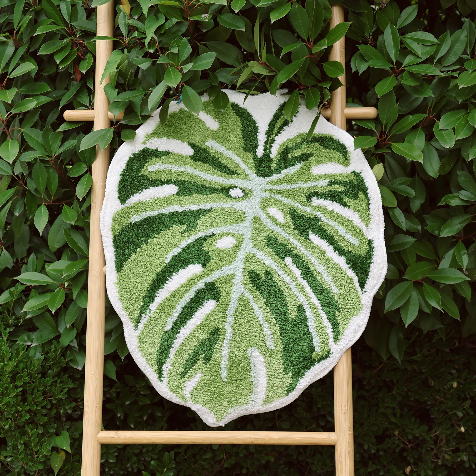 Panstar Green Leaf Non-Slip Bath Mat - Large Monstera Leaf Shaped Plush Rug for Kitchen & Bathroom, Machine Washable - Perfect for Bathtub, Shower & Home Decor