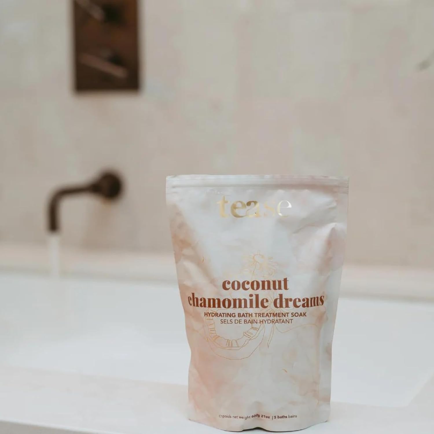 Tease Tea Coconut Chamomile Dreams Bath Soak - Luxury Spa Epsom Salt for Moisturizing & Softening Skin | Bubble Bath with Essential Oils & Organic Egyptian Chamomile Flowers (600g) - Perfect for Post-Workout Relaxation & Self-Care Evenings