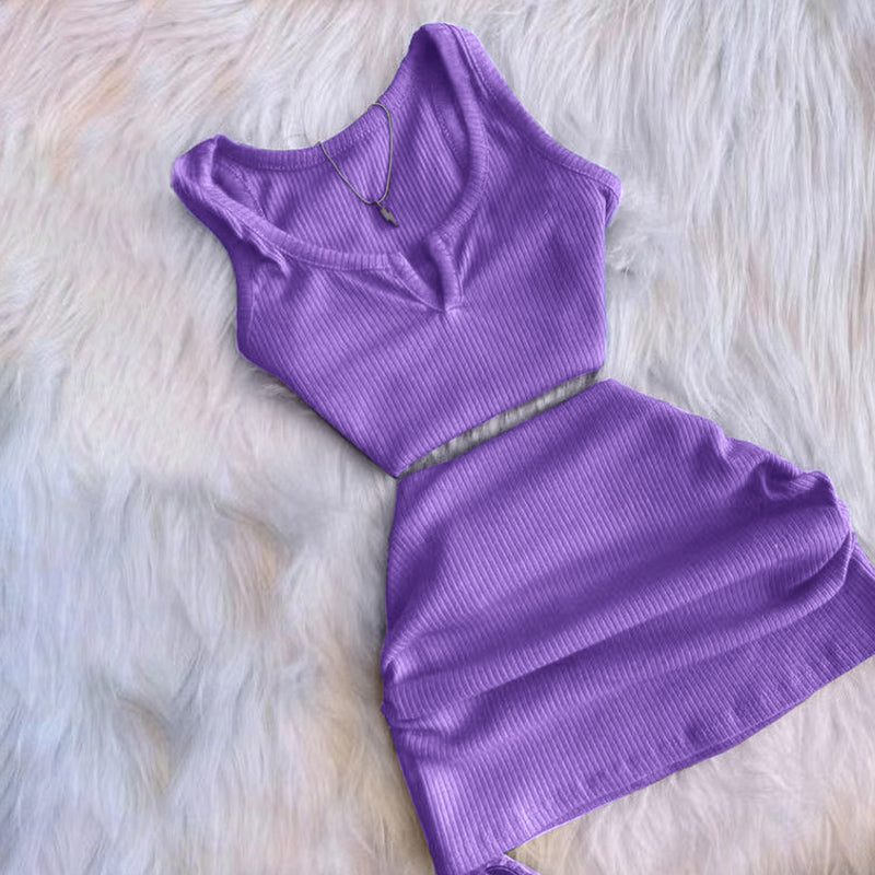 Elegant Women's Skirt Suit - High V-Neck & Low Waist Professional Outfit for Office, Business Meetings & Formal Events