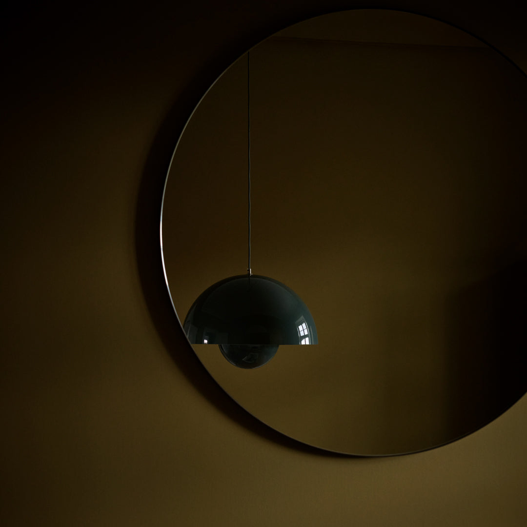 Amore SC49 Vanity Mirror with LED Lights - Perfect for Makeup, Grooming & Home Decor