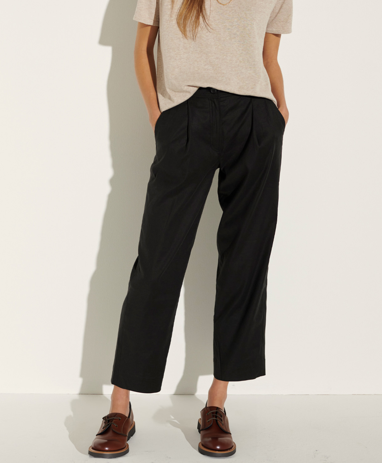 Stylish and Comfortable Everyday Trousers for Women - Perfect for Office, Casual Wear & Travel