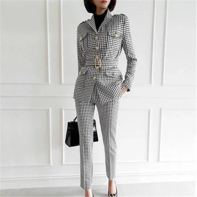 Slim Fit Plaid Women's Pantsuit - Professional Office Wear & Business Casual Outfit for Women | Perfect for Work, Interviews, and Formal Events