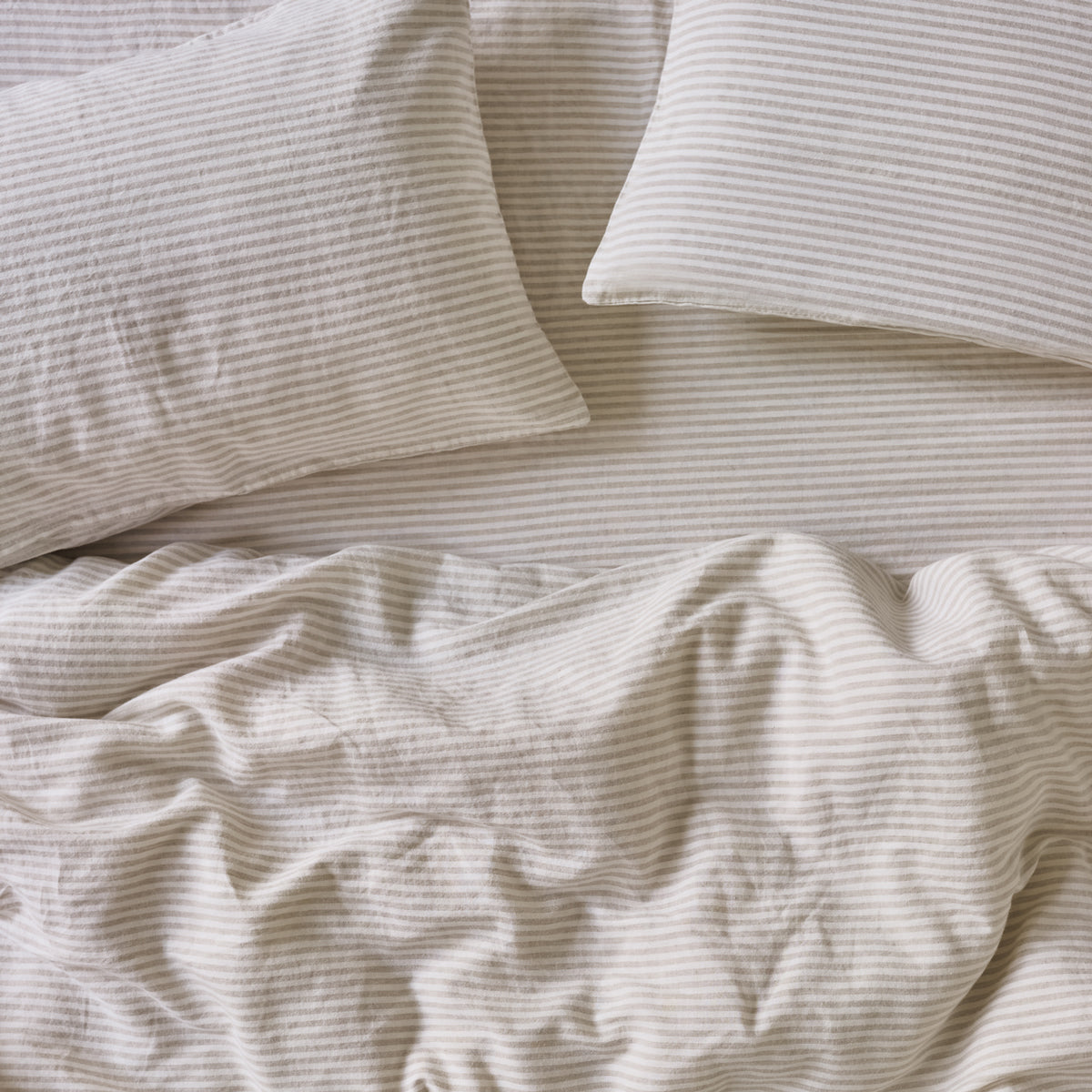 Premium 100% Linen Duvet Cover Set - Soft & Breathable Oatmeal Stripe Design - King/Queen/Full Size - Perfect for Bedroom, Guest Room & Vacation Homes