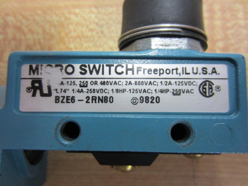 Waterproof Enclosed Limit Switch - IP67 Rated for Industrial Automation, CNC Machines & Robotics | Durable Safety Switch for Harsh Environments