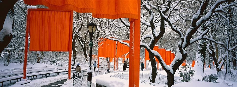 Central Park The Gates Peel & Stick Wall Mural - 24x9 Inch Removable Wallpaper for Home & Office Decor | Easy DIY Installation for Bedroom, Living Room, Nursery
