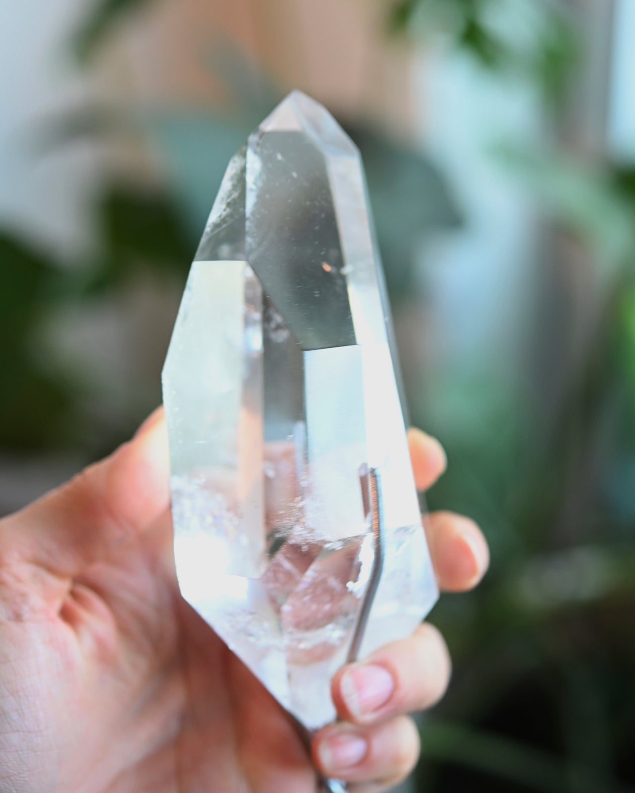 Natural Clear Quartz Crystal Point on Stand - Healing Stone for Meditation, Reiki, and Home Decor | Perfect for Spiritual Gifts & Energy Cleansing