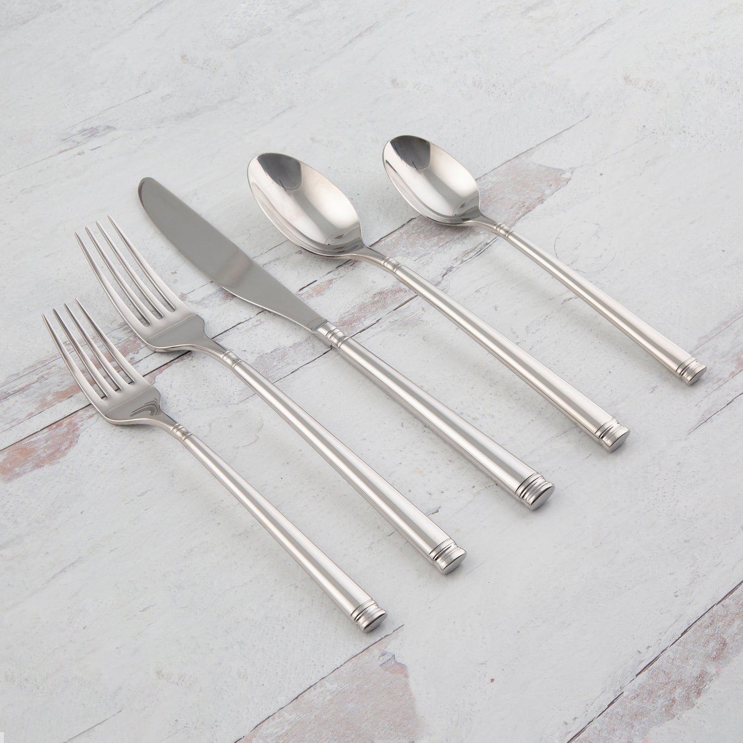 Premium Emmy Mirror 20-Piece Flatware Set - Stainless Steel Silverware for 4 - Elegant Dining Utensils for Home, Restaurant & Wedding Gifts | Dishwasher Safe
