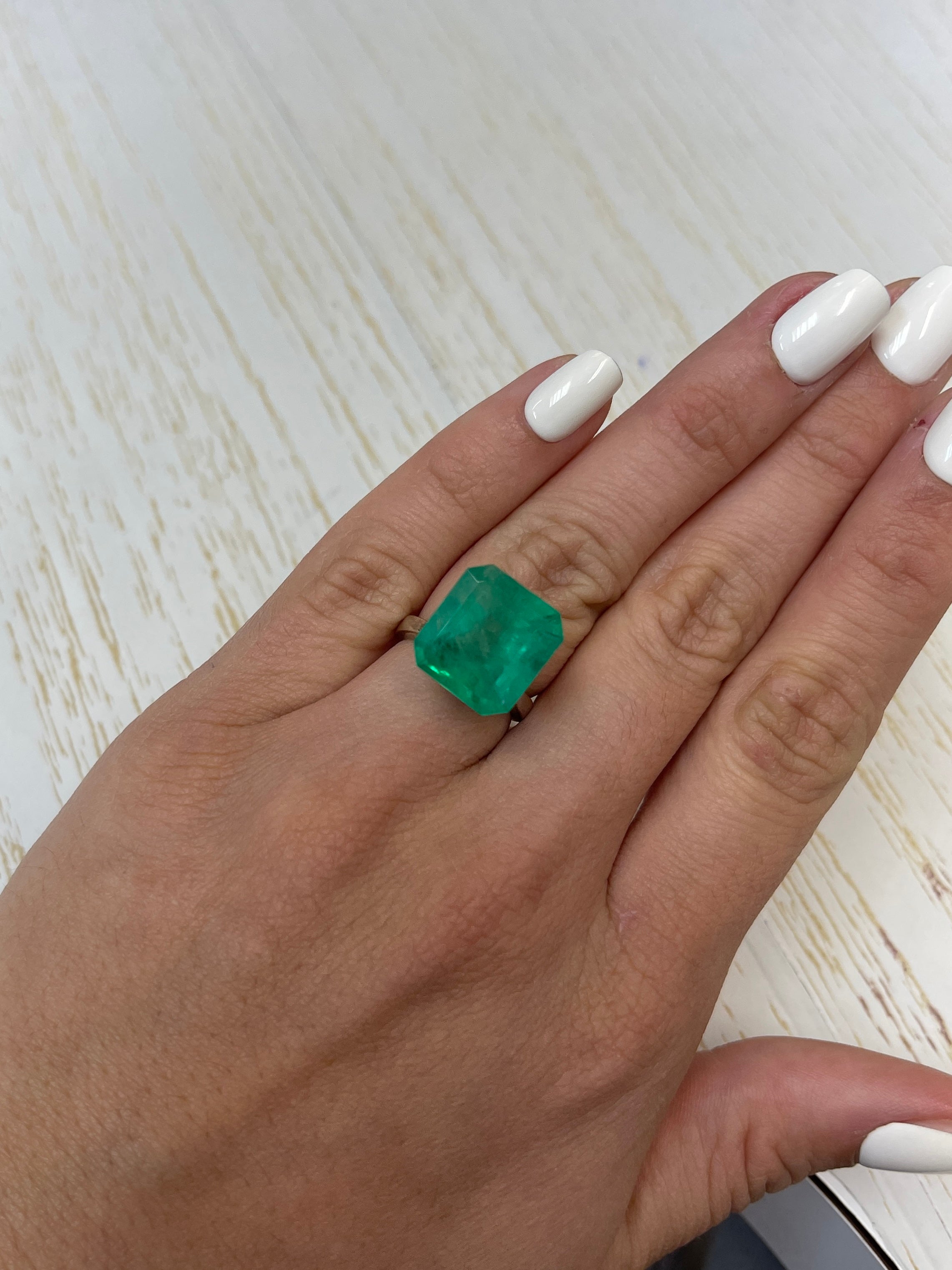 12.09 Carat Colombian Emerald Loose Gemstone - 15x14mm Emerald Cut for Jewelry Making, Engagement Rings & Luxury Gifts