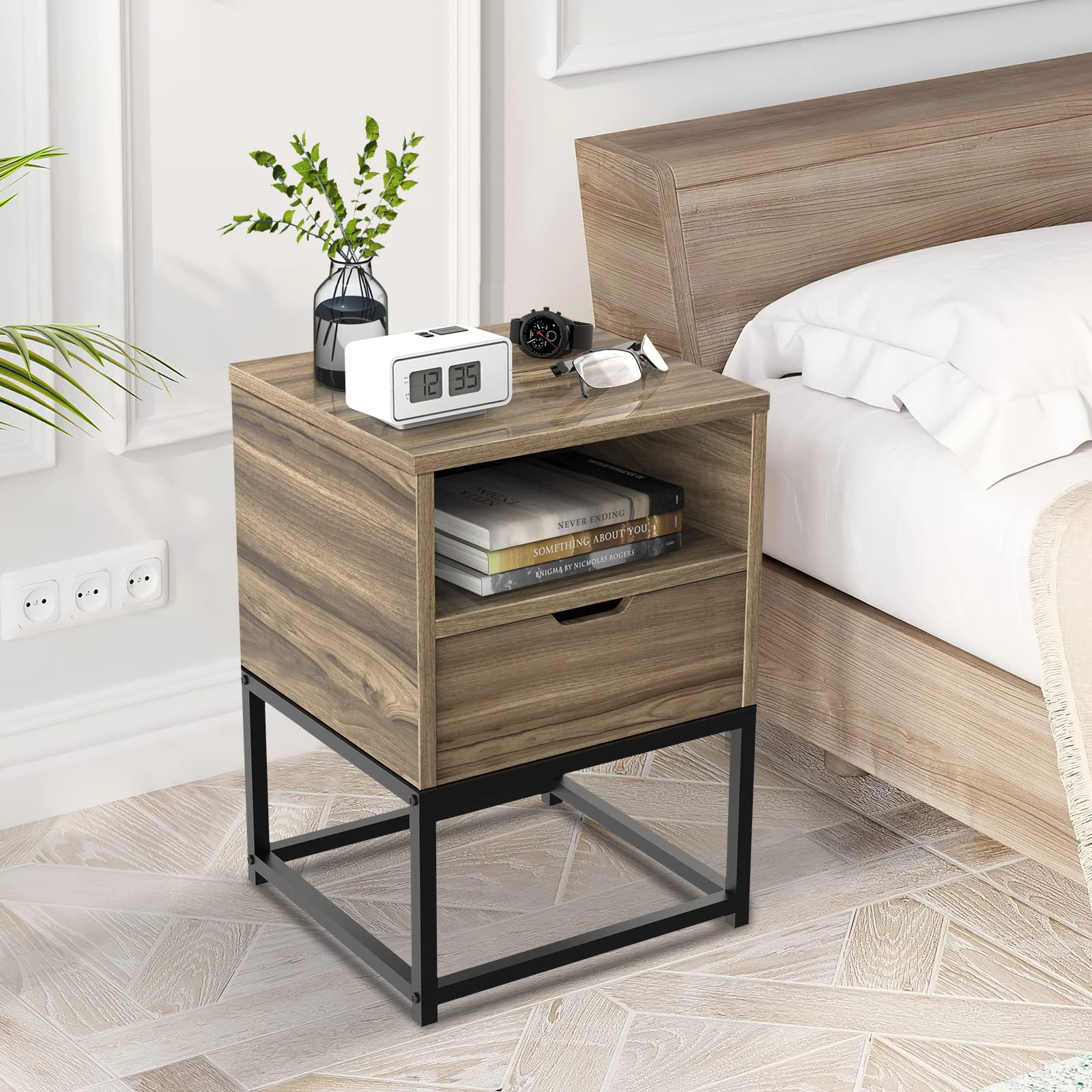 Modern Nightstand Set of 2 with Drawer & Shelf - Walnut Brown Bedside Tables for Bedroom, Living Room, Office - Easy Assembly - Perfect for Storing Books, Lamps & Bedroom Essentials