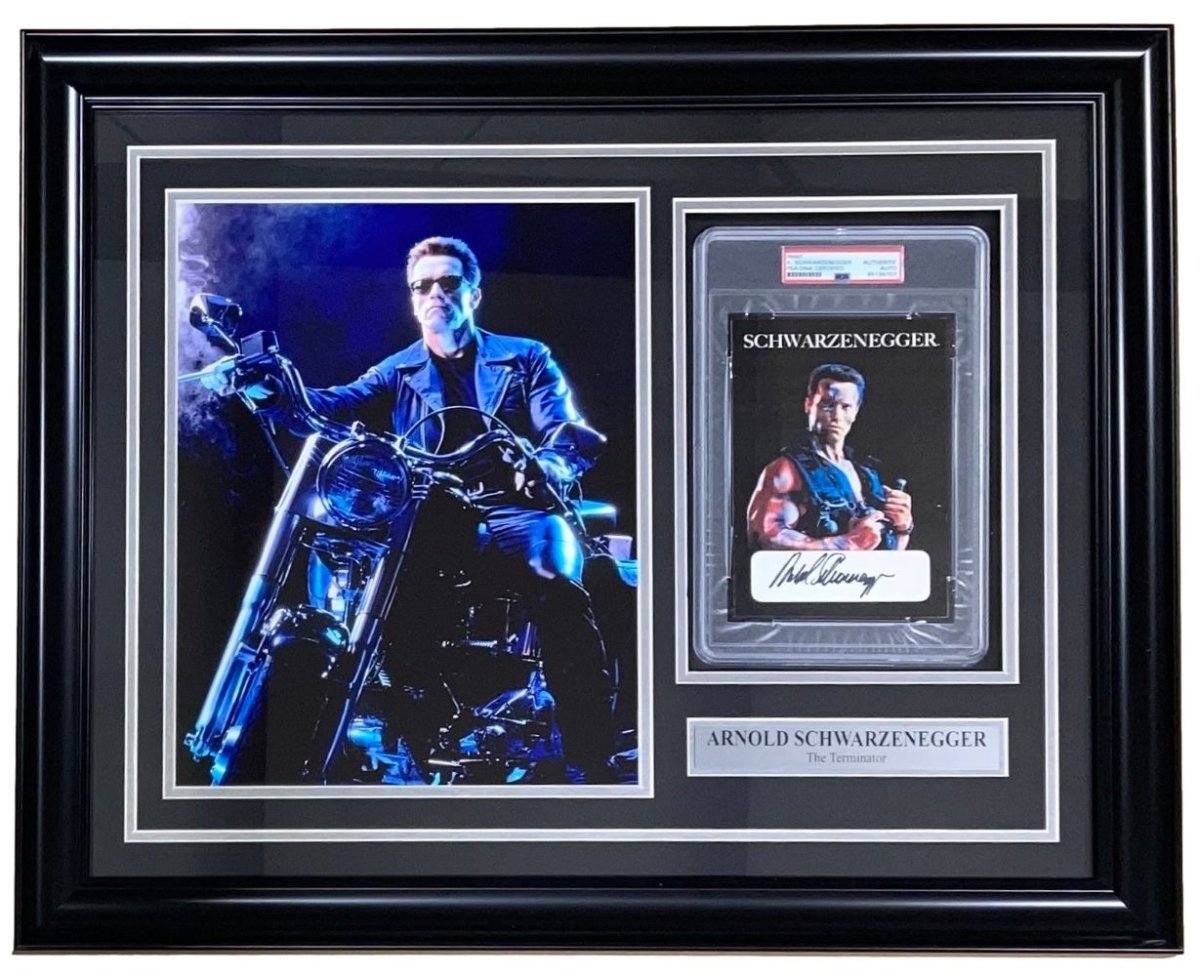 Arnold Schwarzenegger Autographed Commando 5x7 Photo - PSA/DNA Certified Framed Memorabilia for Movie Collectors & Action Film Fans