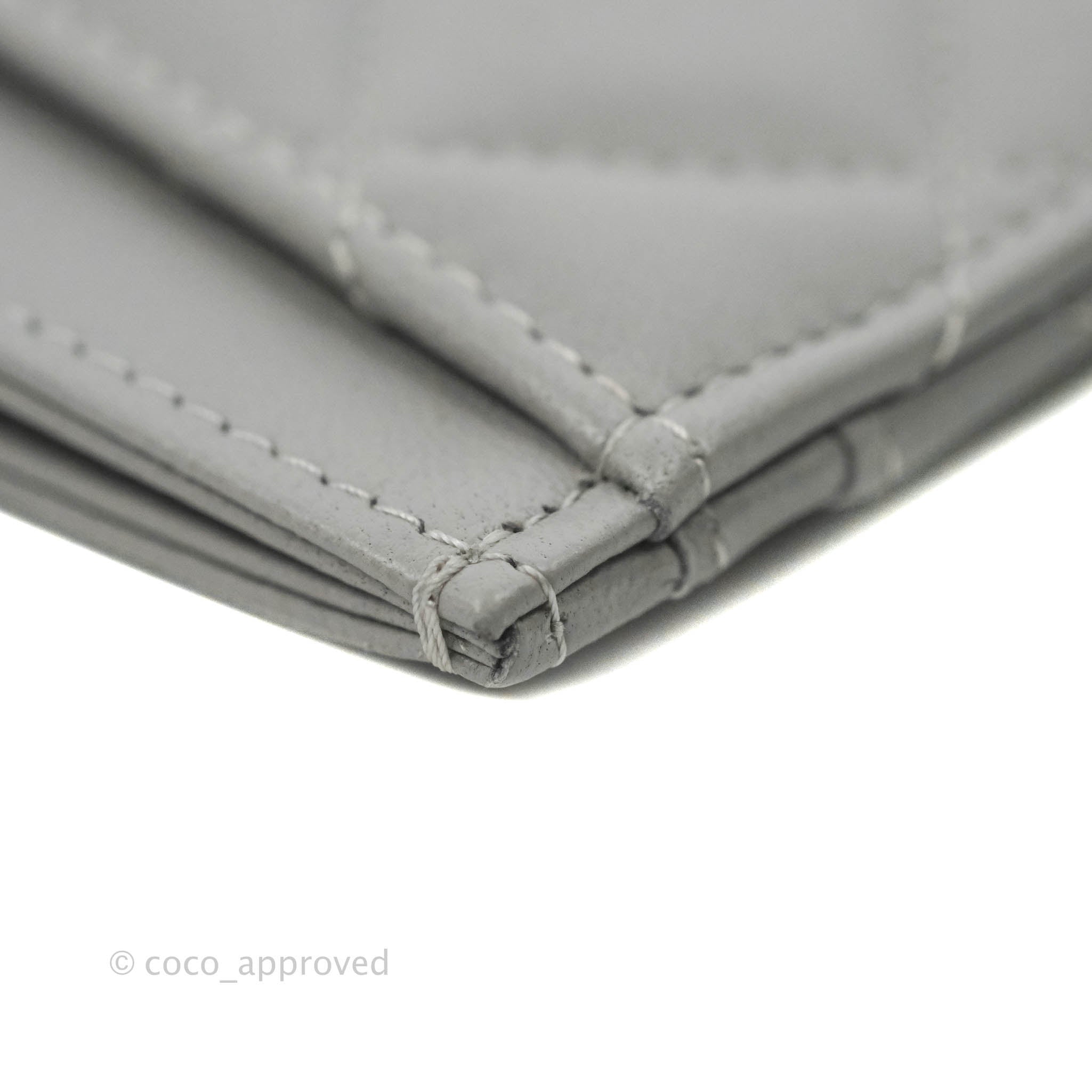 Chanel Classic Flat Card Holder in Grey Lambskin with Silver Hardware - Luxury Compact Wallet for Everyday Use & Travel