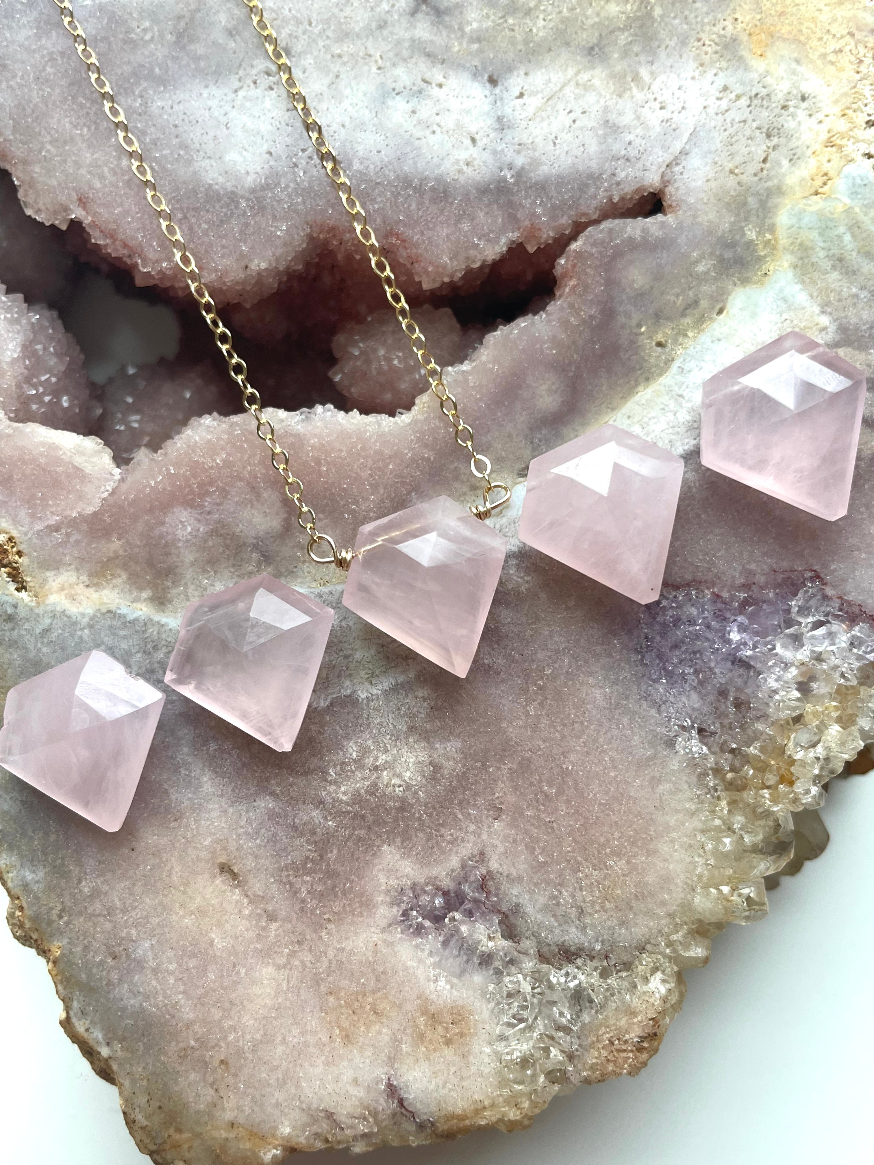 Rose Quartz Crystal Necklace for Healing & Love - Silver or Gold Filled Pendant for Women - Perfect for Meditation, Energy Healing & Spiritual Gifts