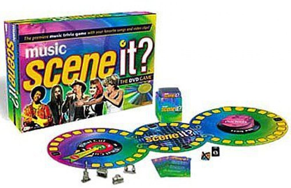 Mattel Music Scene IT? The DVD Game - Fun Family Party Music Trivia Game for Movie Nights & Gatherings