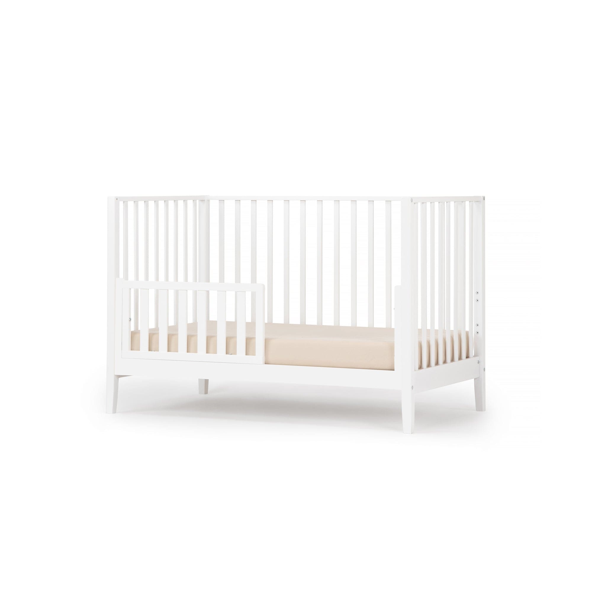 **Dadada Lala 3-in-1 Convertible Baby Crib - Toddler Bed & Daybed - Safe & Stylish Nursery Furniture for Newborns to Kids - Perfect for Bedrooms, Daycare, and Guest Rooms**