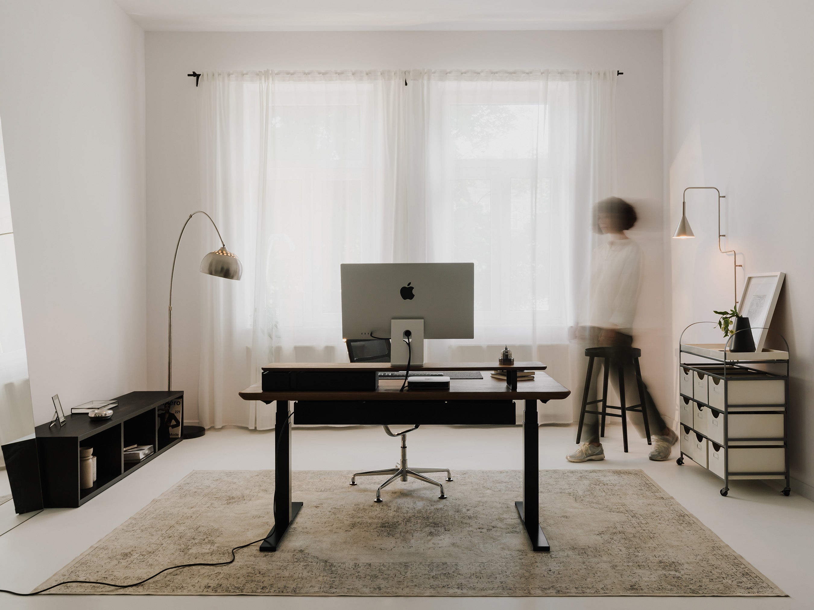 Ergonomic Adjustable Standing Desk Pro - Electric Height Adjustable Workstation for Home & Office, Perfect for Remote Work, Gaming & Study
