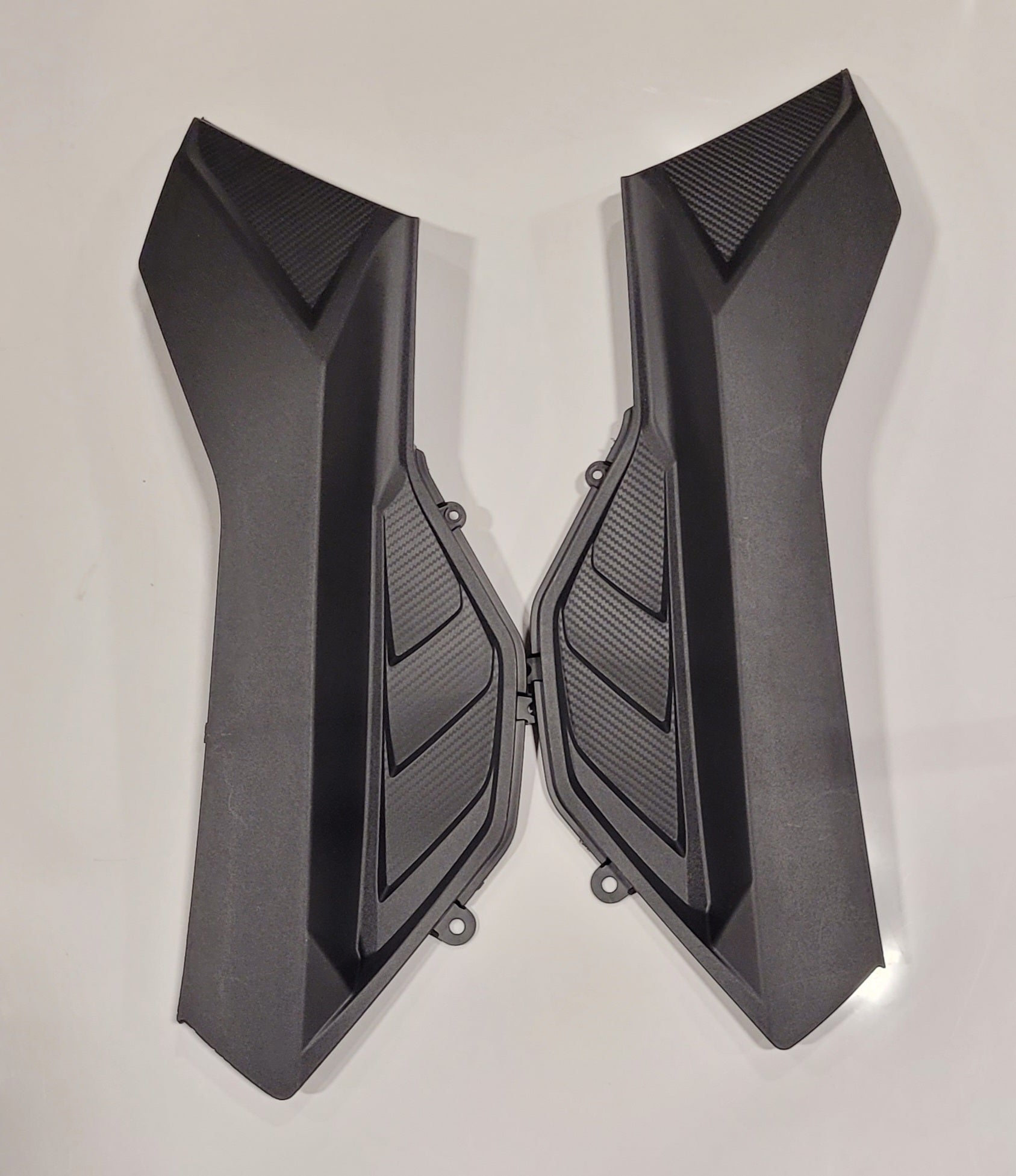 G2000 Black Decorative Panels for Left & Right Battery Box - Premium Car Battery Cover Accessories for Vehicle Maintenance & Customization