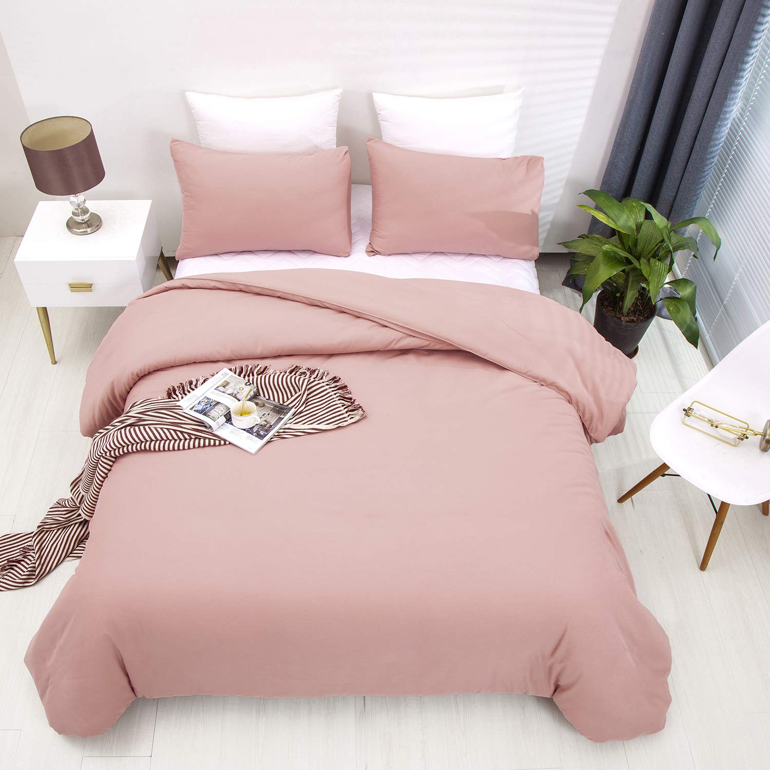 CLOTHKNOW Pink Twin Comforter Set 3Pcs - Soft Dusty Rose & Mauve Blush Bedding for Girls, Teens & Women - Ultra Cozy Microfiber Comforter Set for Bedroom Decor, Dorm Room Essentials & Gift Ideas